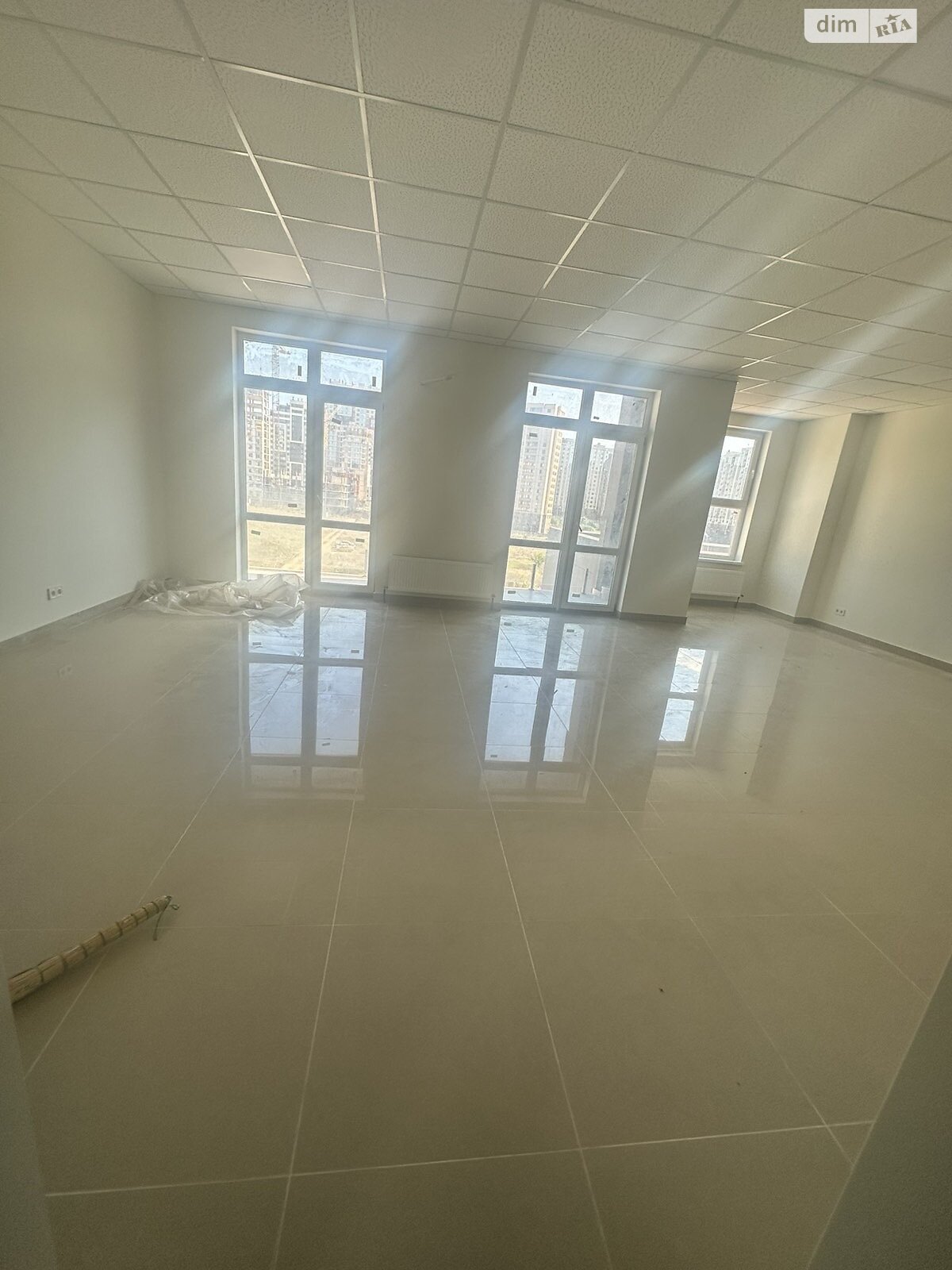 Коммерческое помещение в Лиманке, Полковника Гуляева (Маршала Жукова) проспект, цена аренды: 20 000 грн за объект фото 1 Коммерческое помещение в Лиманке, Полковника Гуляева (Маршала Жукова) проспект, цена аренды: 20 000 грн за объект фото 1