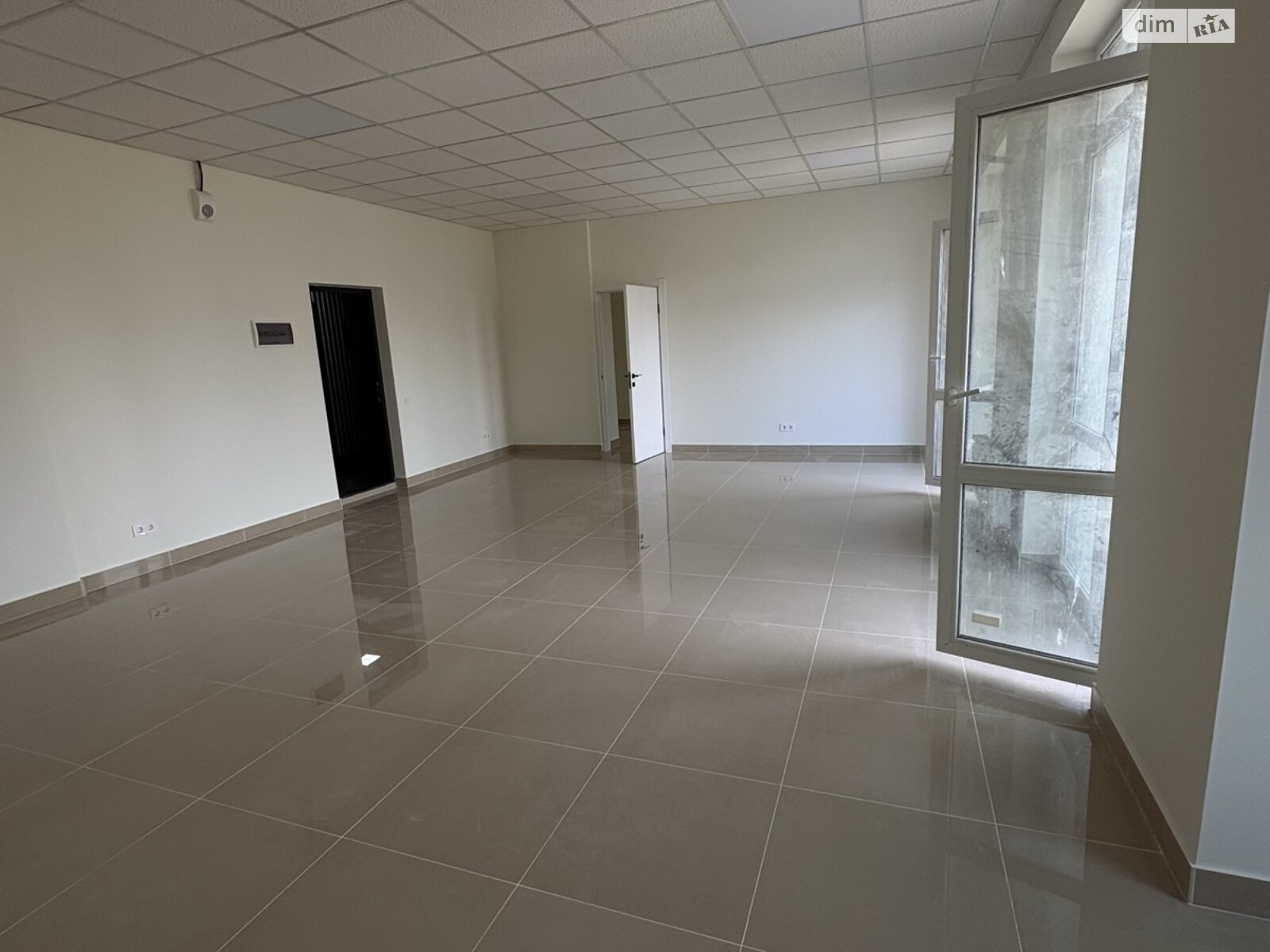 Коммерческое помещение в Лиманке, Полковника Гуляева (Маршала Жукова) проспект, цена аренды: 20 000 грн за объект фото 1 Коммерческое помещение в Лиманке, Полковника Гуляева (Маршала Жукова) проспект, цена аренды: 20 000 грн за объект фото 1