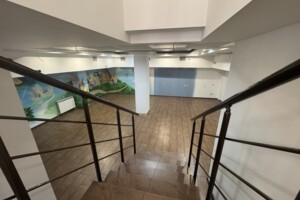 Комерційне приміщення в Лиманці, мас. Радужний, ціна оренди: 29 260 грн за об’єкт фото 2