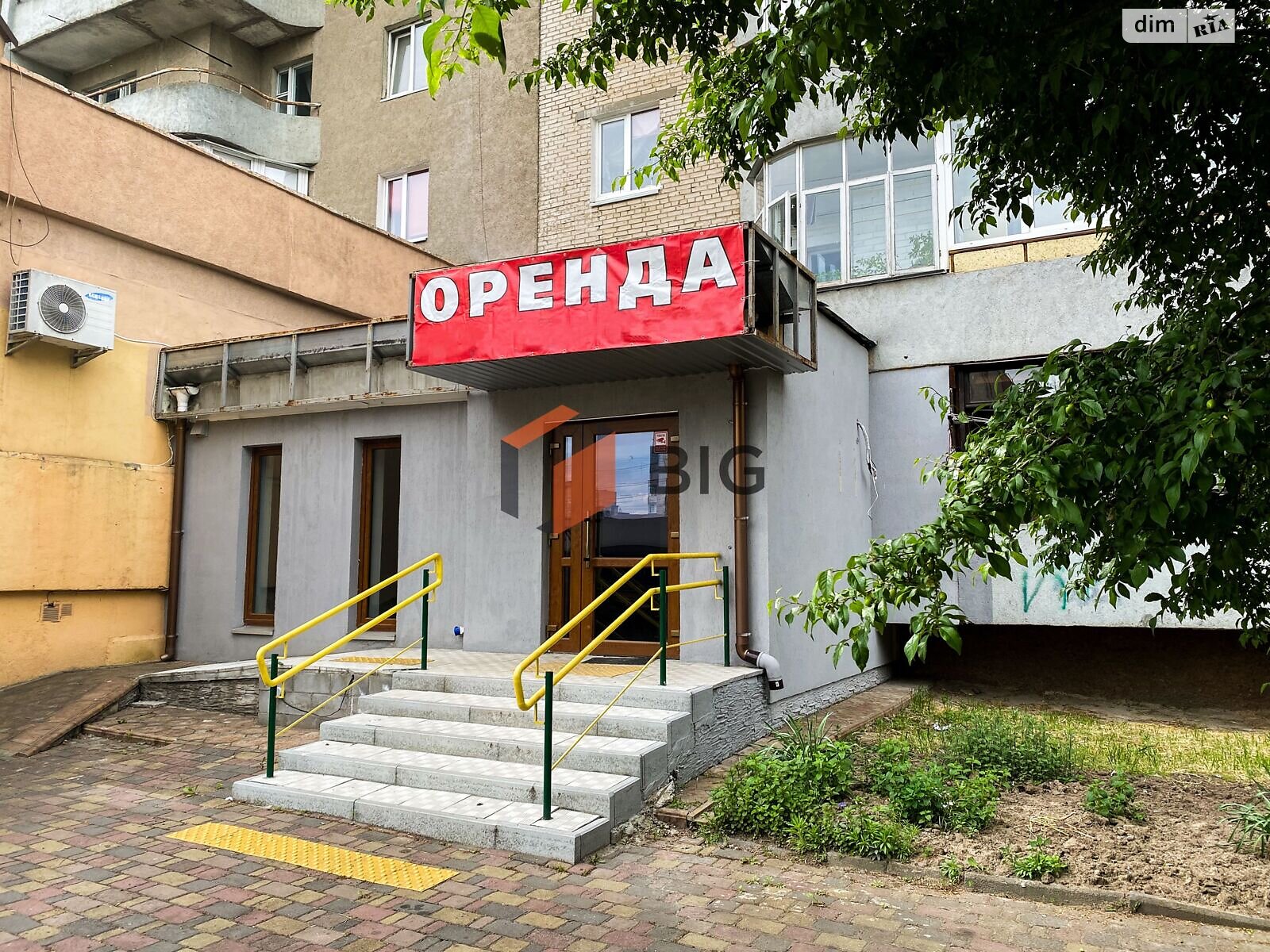 Коммерческое помещение в Луцке, сдам в аренду по Соборности проспект, район 33 микрорайон, цена: 50 000 грн за объект фото 1 Коммерческое помещение в Луцке, сдам в аренду по Соборности проспект, район 33 микрорайон, цена: 50 000 грн за объект фото 1