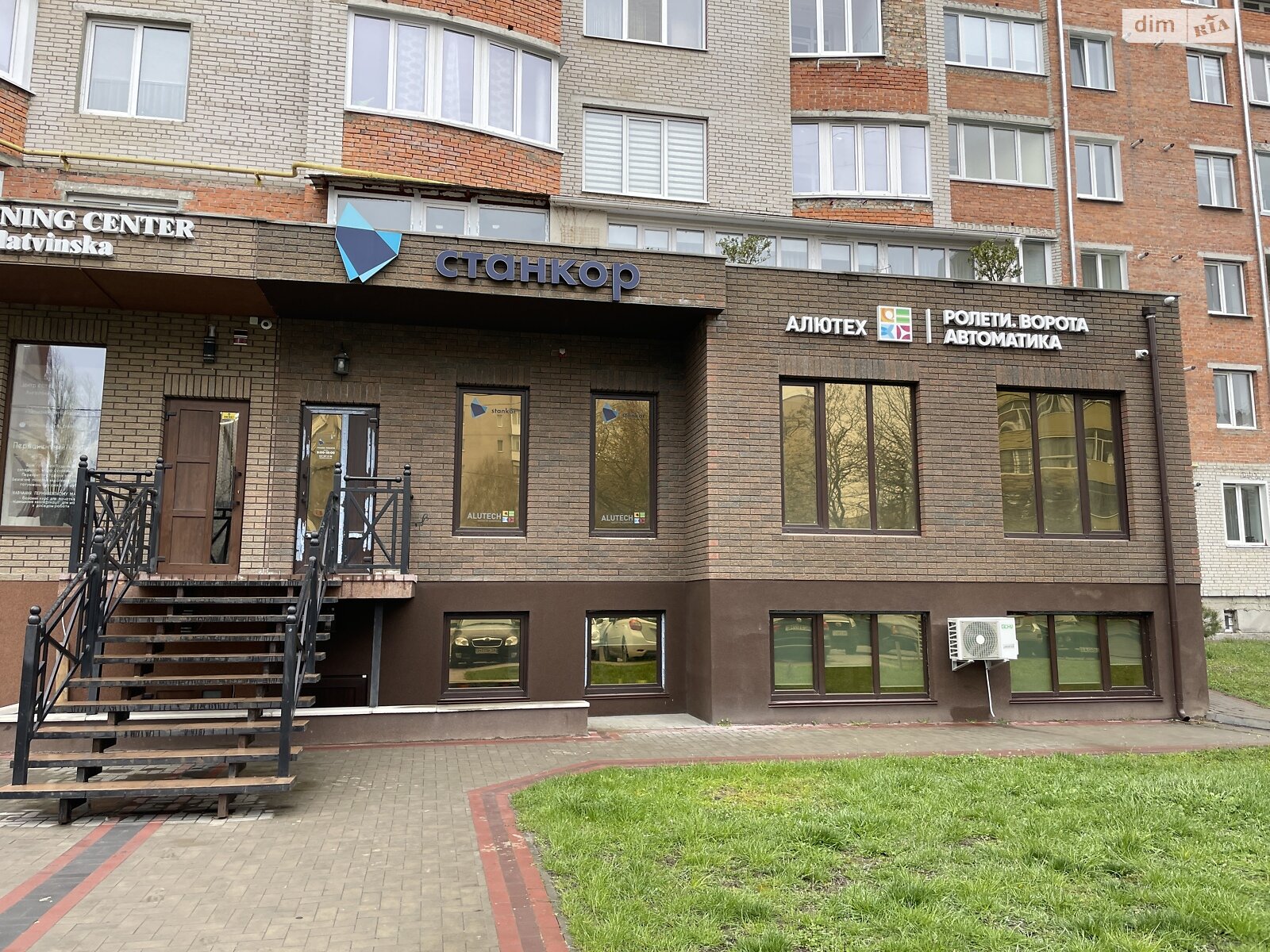 Коммерческое помещение в Луцке, сдам в аренду по Зацепы улица 16, район 40 микрорайон, цена: 35 000 грн за объект фото 1 Коммерческое помещение в Луцке, сдам в аренду по Зацепы улица 16, район 40 микрорайон, цена: 35 000 грн за объект фото 1