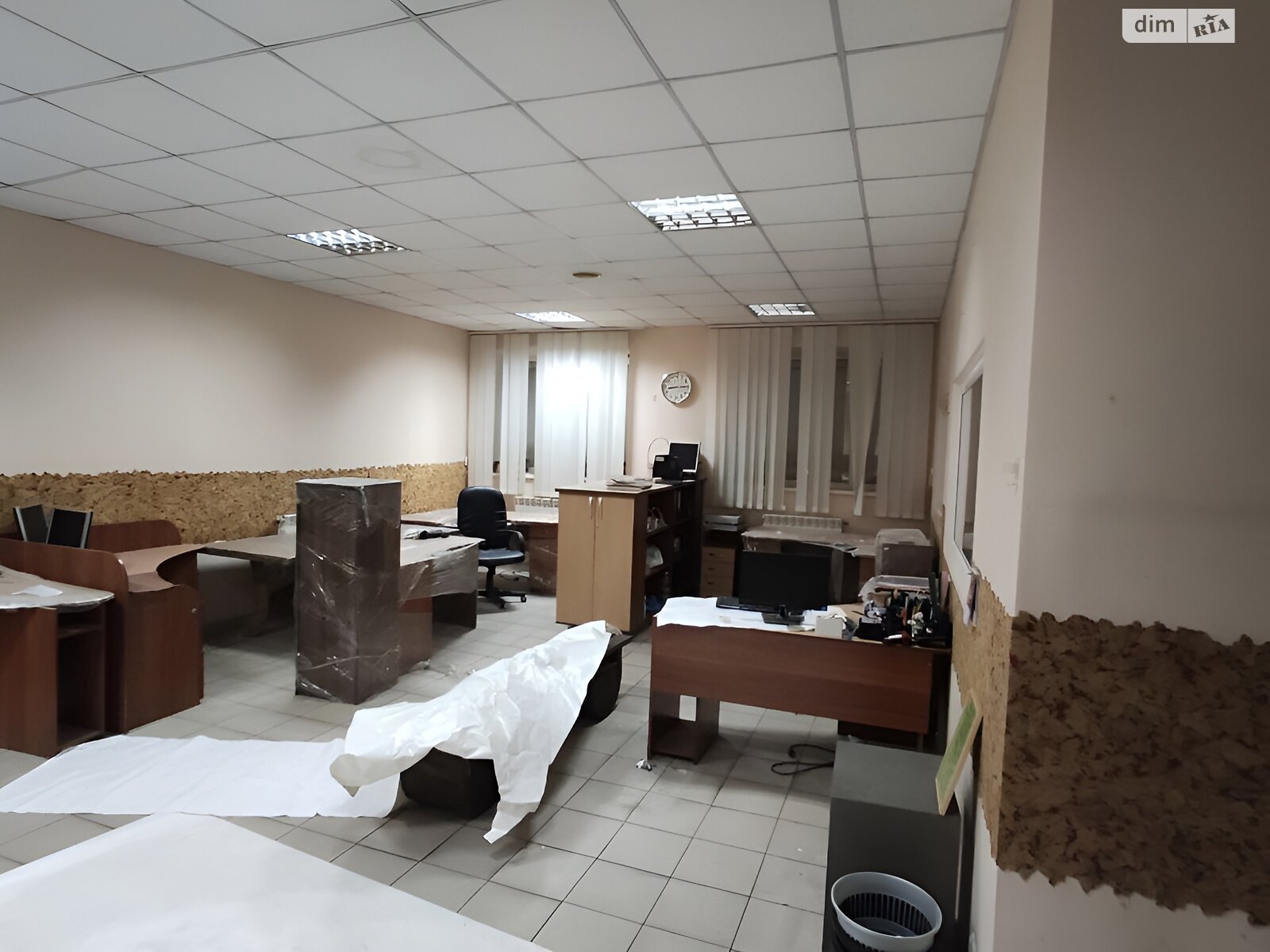 Коммерческое помещение в Луцке, сдам в аренду по Владимирская улица, район Кичкаревка, цена: 60 000 грн за объект фото 1 Коммерческое помещение в Луцке, сдам в аренду по Владимирская улица, район Кичкаревка, цена: 60 000 грн за объект фото 1