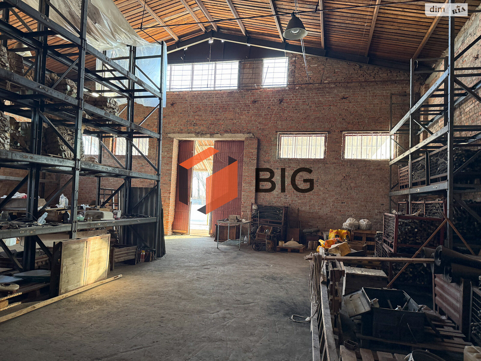 Коммерческое помещение в Луцке, Магистральная (Мамсурова) улица, цена аренды: 36 000 грн за объект фото 1