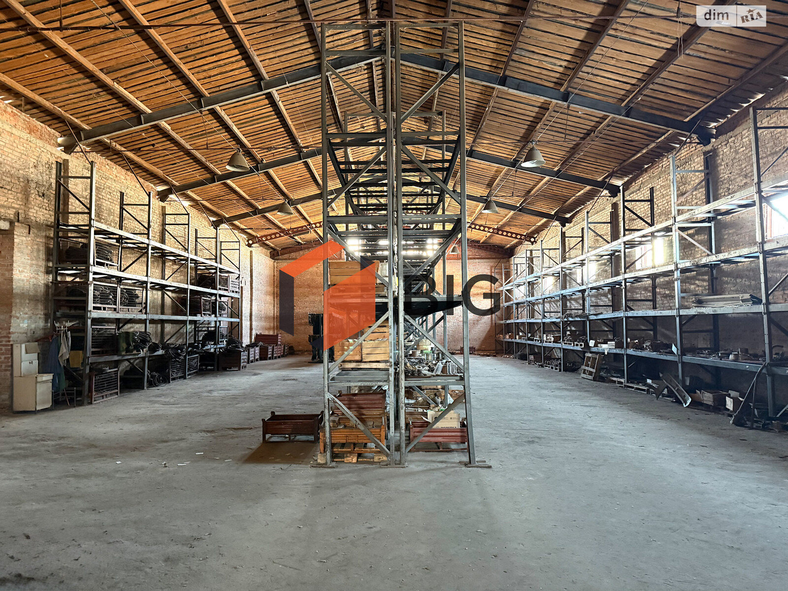 Коммерческое помещение в Луцке, Магистральная (Мамсурова) улица, цена аренды: 36 000 грн за объект фото 1