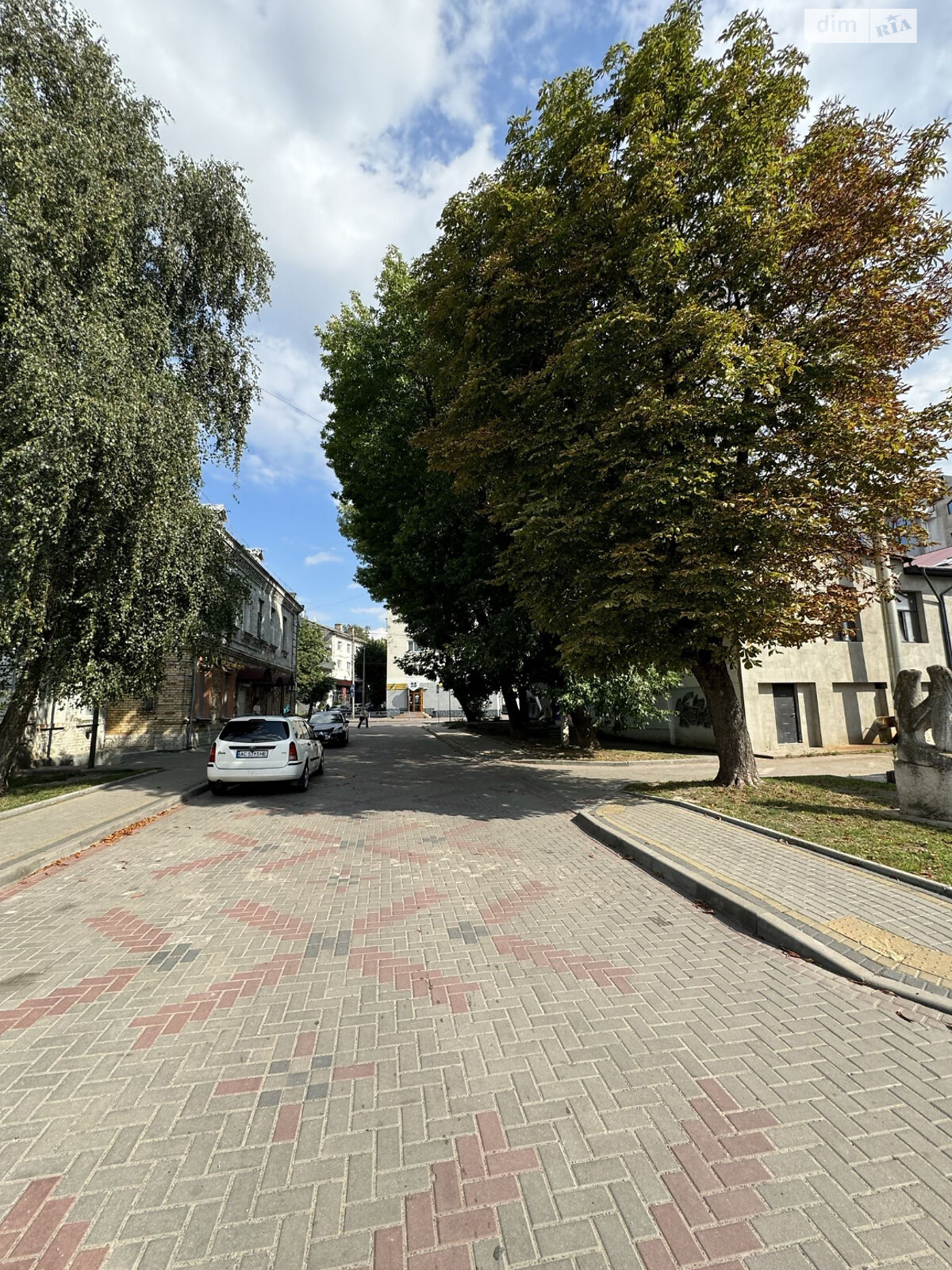 Комерційне приміщення в Луцьку, здам в оренду по Богдана Хмельницького вулиця 40, район Центр, ціна: 20 000 грн за об’єкт фото 1 Комерційне приміщення в Луцьку, здам в оренду по Богдана Хмельницького вулиця 40, район Центр, ціна: 20 000 грн за об’єкт фото 1