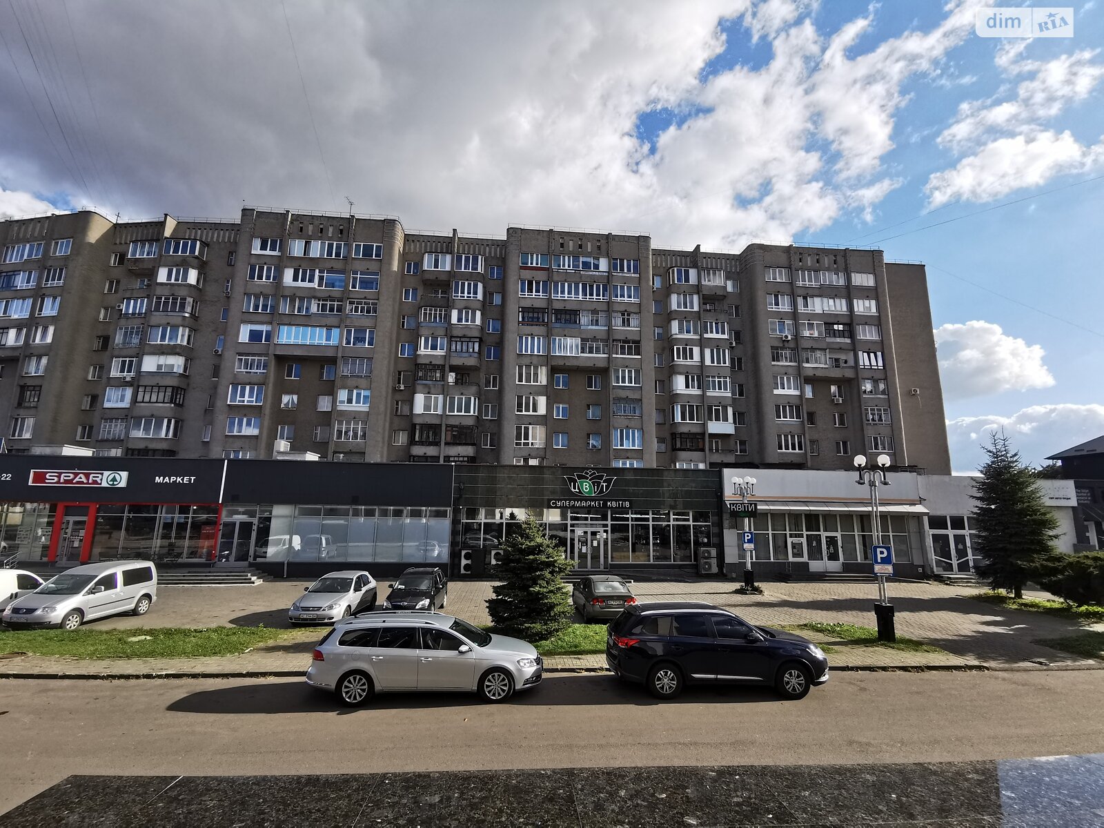 Комерційне приміщення в Луцьку, здам в оренду по Київський майдан 7, район Центр, ціна: 115 000 грн за об’єкт фото 1 Комерційне приміщення в Луцьку, здам в оренду по Київський майдан 7, район Центр, ціна: 115 000 грн за об’єкт фото 1