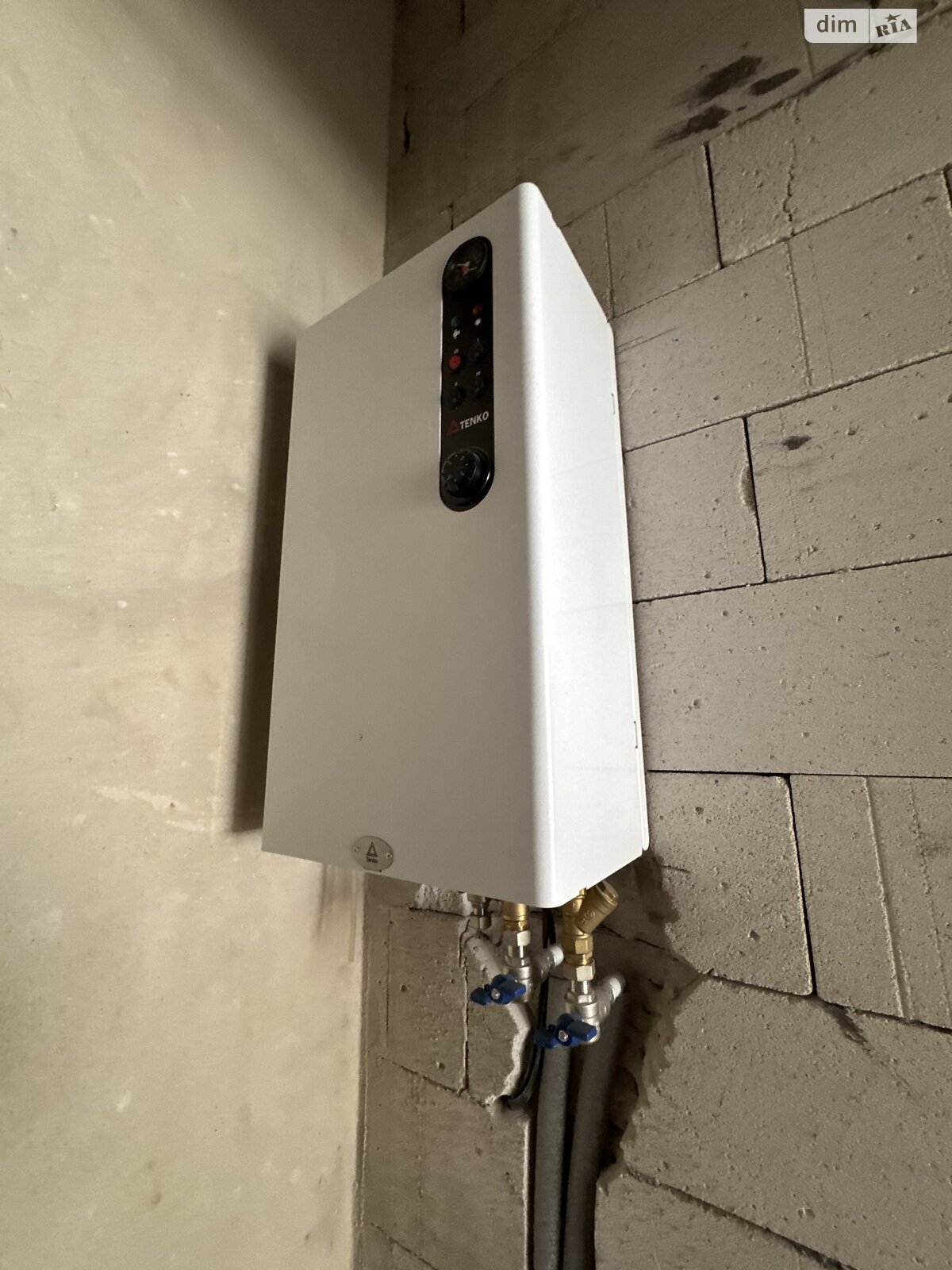 Коммерческое помещение в Луцке, сдам в аренду по Привокзальная улица 12А, район Центр, цена: 200 800 грн за объект фото 1 Коммерческое помещение в Луцке, сдам в аренду по Привокзальная улица 12А, район Центр, цена: 200 800 грн за объект фото 1