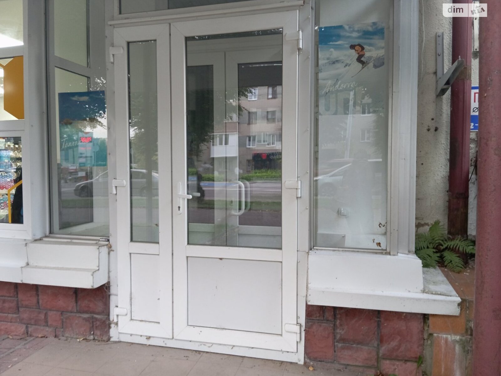 Коммерческое помещение в Луцке, сдам в аренду по Воли проспект 49, район Центр, цена: 14 000 грн за объект фото 1 Коммерческое помещение в Луцке, сдам в аренду по Воли проспект 49, район Центр, цена: 14 000 грн за объект фото 1