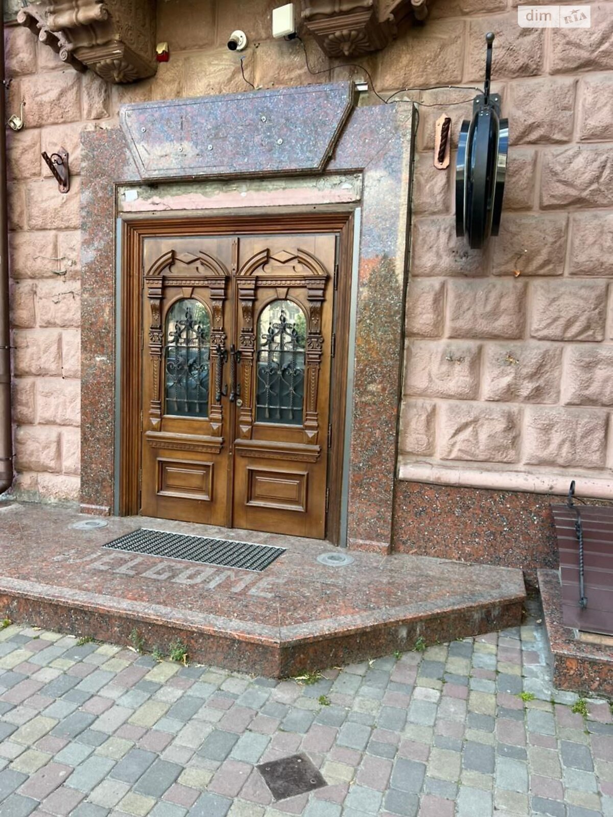 Коммерческое помещение в Луцке, сдам в аренду по Воли проспект, район Центр, цена: 75 000 грн за объект фото 1 Коммерческое помещение в Луцке, сдам в аренду по Воли проспект, район Центр, цена: 75 000 грн за объект фото 1