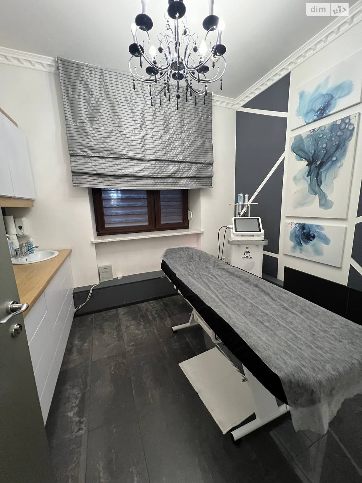 Комерційне приміщення в Луцьку, здам в оренду по Волі проспект 10, район Центр, ціна: 75 000 грн за об’єкт фото 1 Комерційне приміщення в Луцьку, здам в оренду по Волі проспект 10, район Центр, ціна: 75 000 грн за об’єкт фото 1