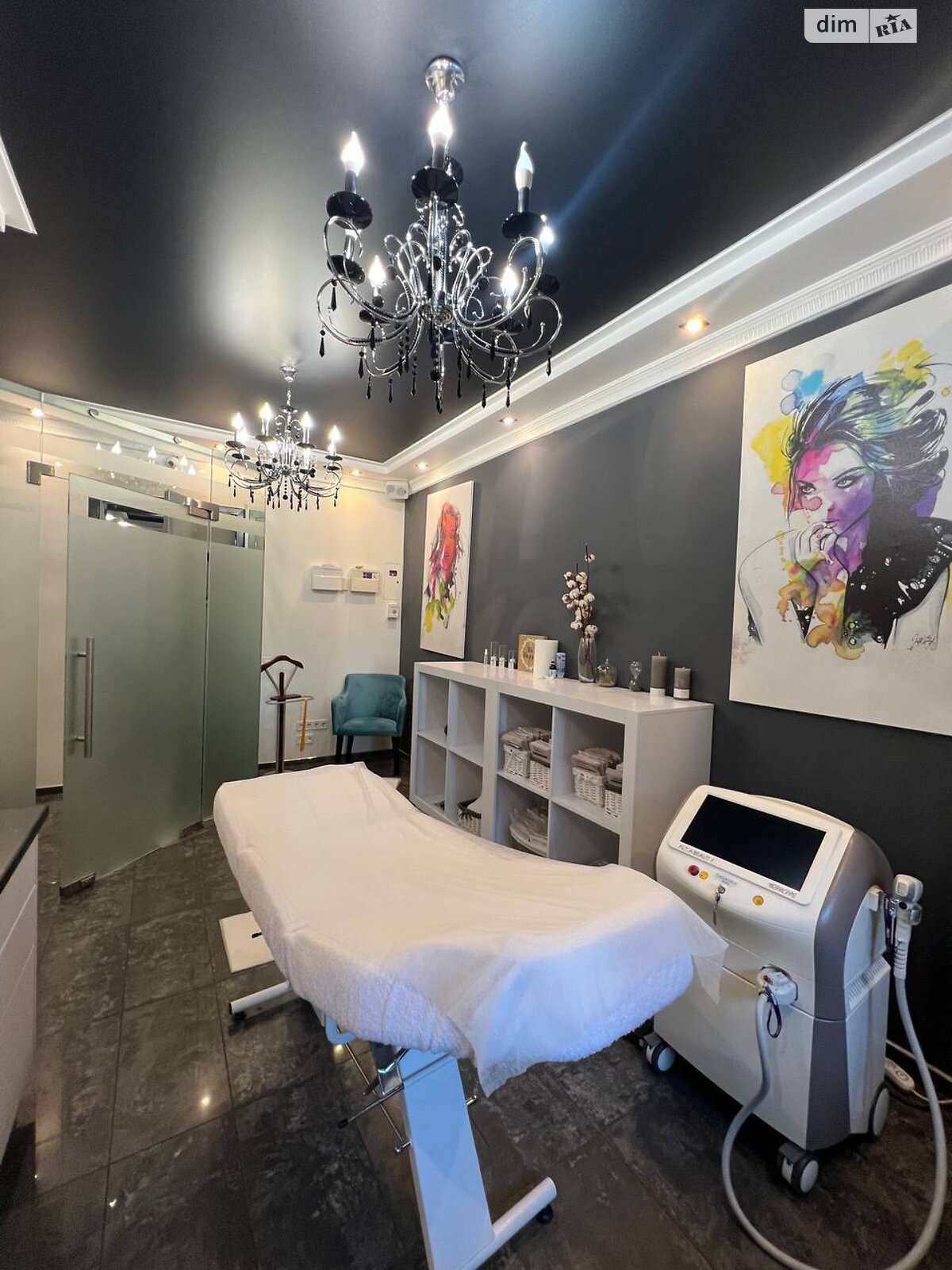 Комерційне приміщення в Луцьку, здам в оренду по Волі проспект 10, район Центр, ціна: 75 000 грн за об’єкт фото 1 Комерційне приміщення в Луцьку, здам в оренду по Волі проспект 10, район Центр, ціна: 75 000 грн за об’єкт фото 1