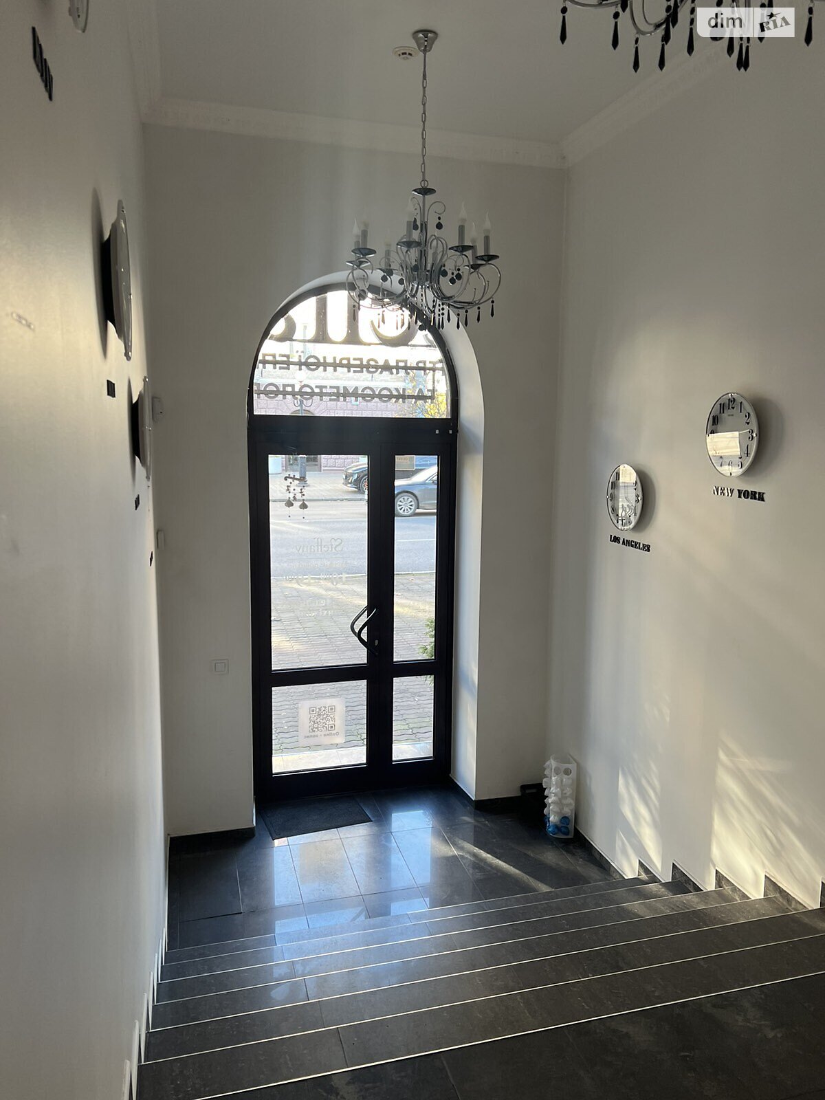 Комерційне приміщення в Луцьку, здам в оренду по Волі проспект 10, район Центр, ціна: 75 000 грн за об’єкт фото 1 Комерційне приміщення в Луцьку, здам в оренду по Волі проспект 10, район Центр, ціна: 75 000 грн за об’єкт фото 1