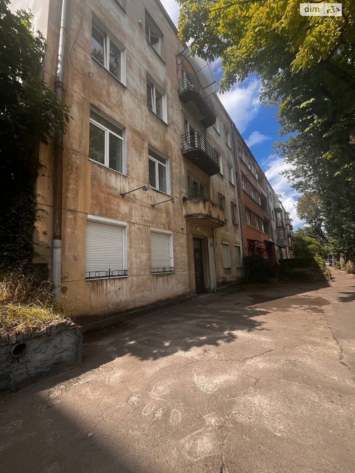 Коммерческое помещение в Львове, сдам в аренду по Генерала Тараса Чупринки улица, район Франковский, цена: 20 000 грн за объект фото 1 Коммерческое помещение в Львове, сдам в аренду по Генерала Тараса Чупринки улица, район Франковский, цена: 20 000 грн за объект фото 1