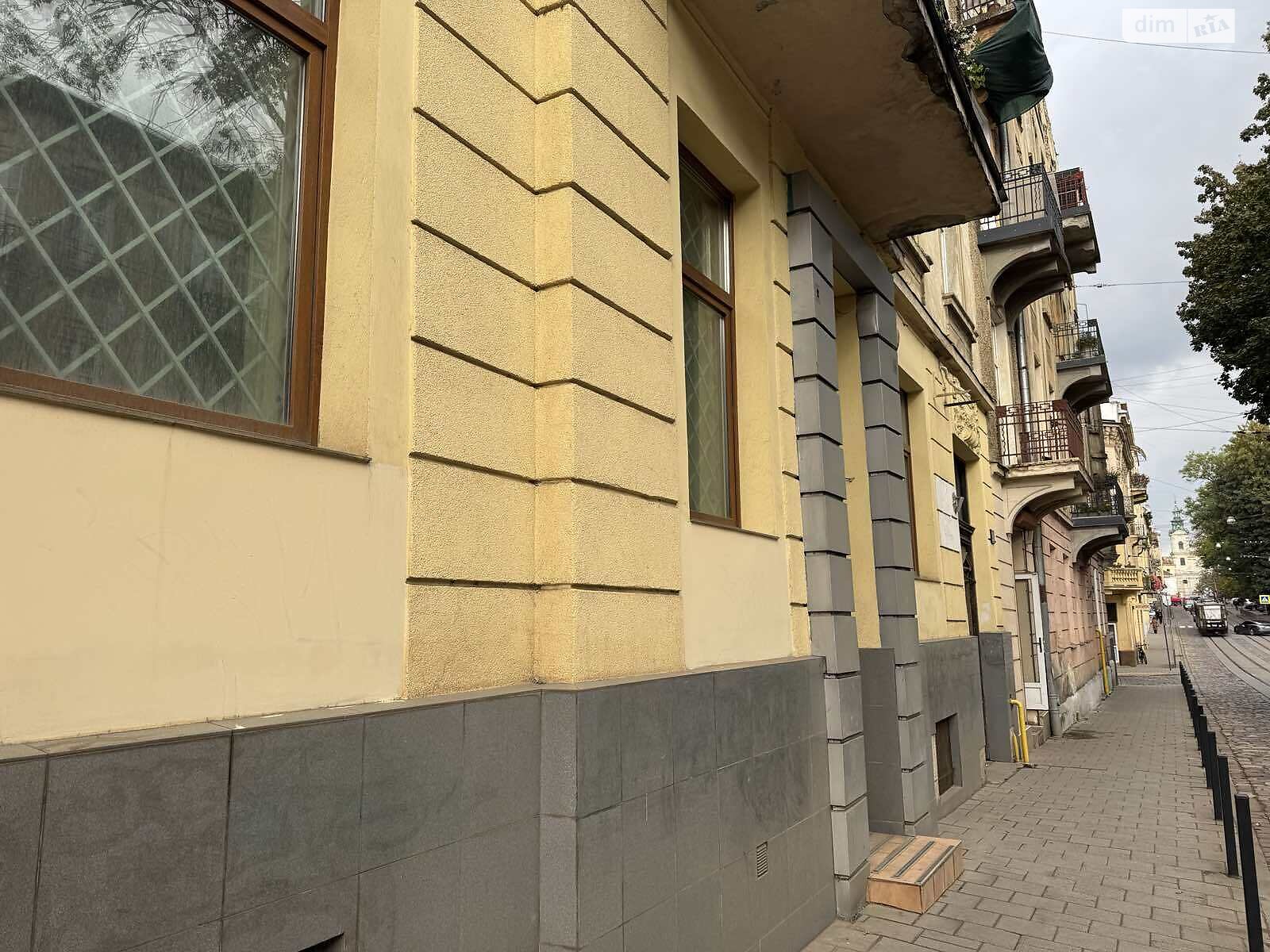 Комерційне приміщення в Львові, здам в оренду по Генерала Тараса Чупринки вулиця, район Франківський, ціна: 33 560 грн за об’єкт фото 1 Комерційне приміщення в Львові, здам в оренду по Генерала Тараса Чупринки вулиця, район Франківський, ціна: 33 560 грн за об’єкт фото 1