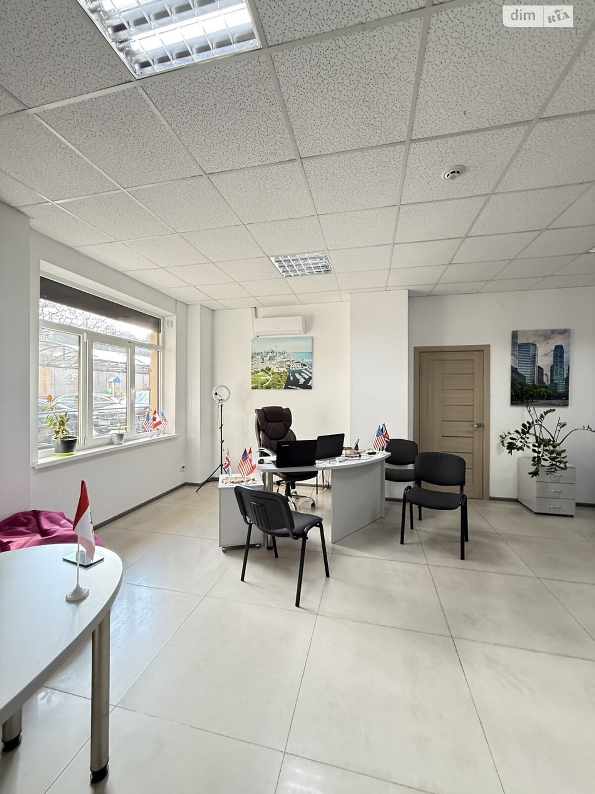 Коммерческое помещение в Львове, сдам в аренду по Героев УПА улица 29, район Франковский, цена: 46 739 грн за объект фото 1