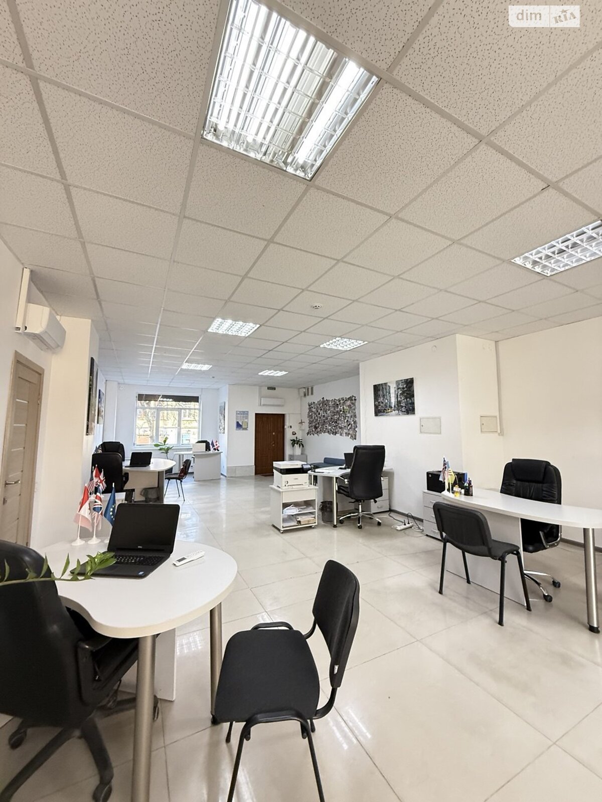 Коммерческое помещение в Львове, сдам в аренду по Героев УПА улица 29, район Франковский, цена: 46 739 грн за объект фото 1