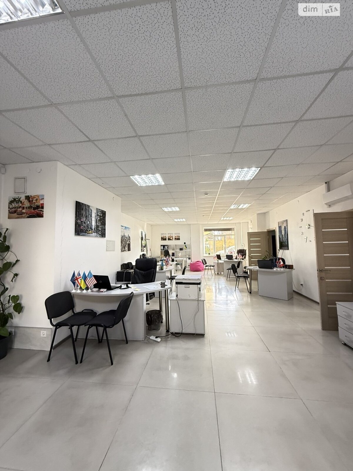 Коммерческое помещение в Львове, сдам в аренду по Героев УПА улица 29, район Франковский, цена: 46 739 грн за объект фото 1