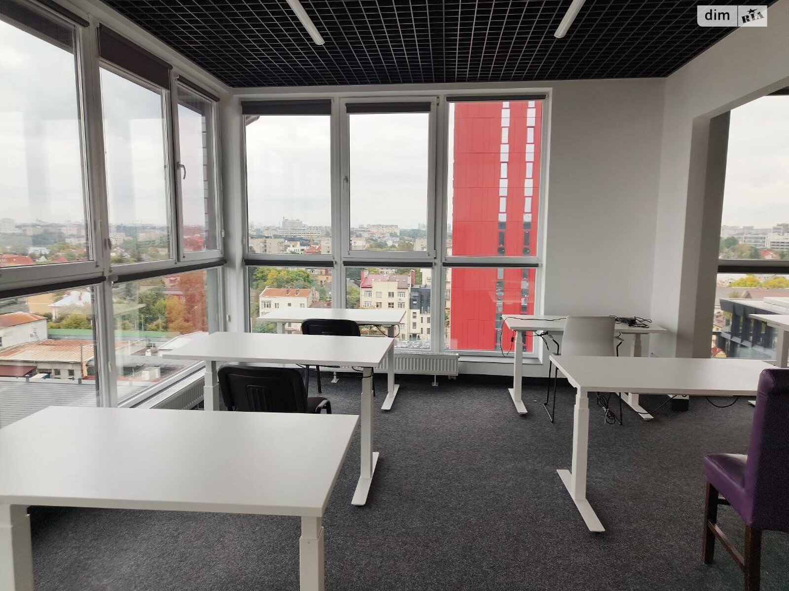 Коммерческое помещение в Львове, сдам в аренду по Героев УПА улица, район Франковский, цена: 224 400 грн за объект фото 1