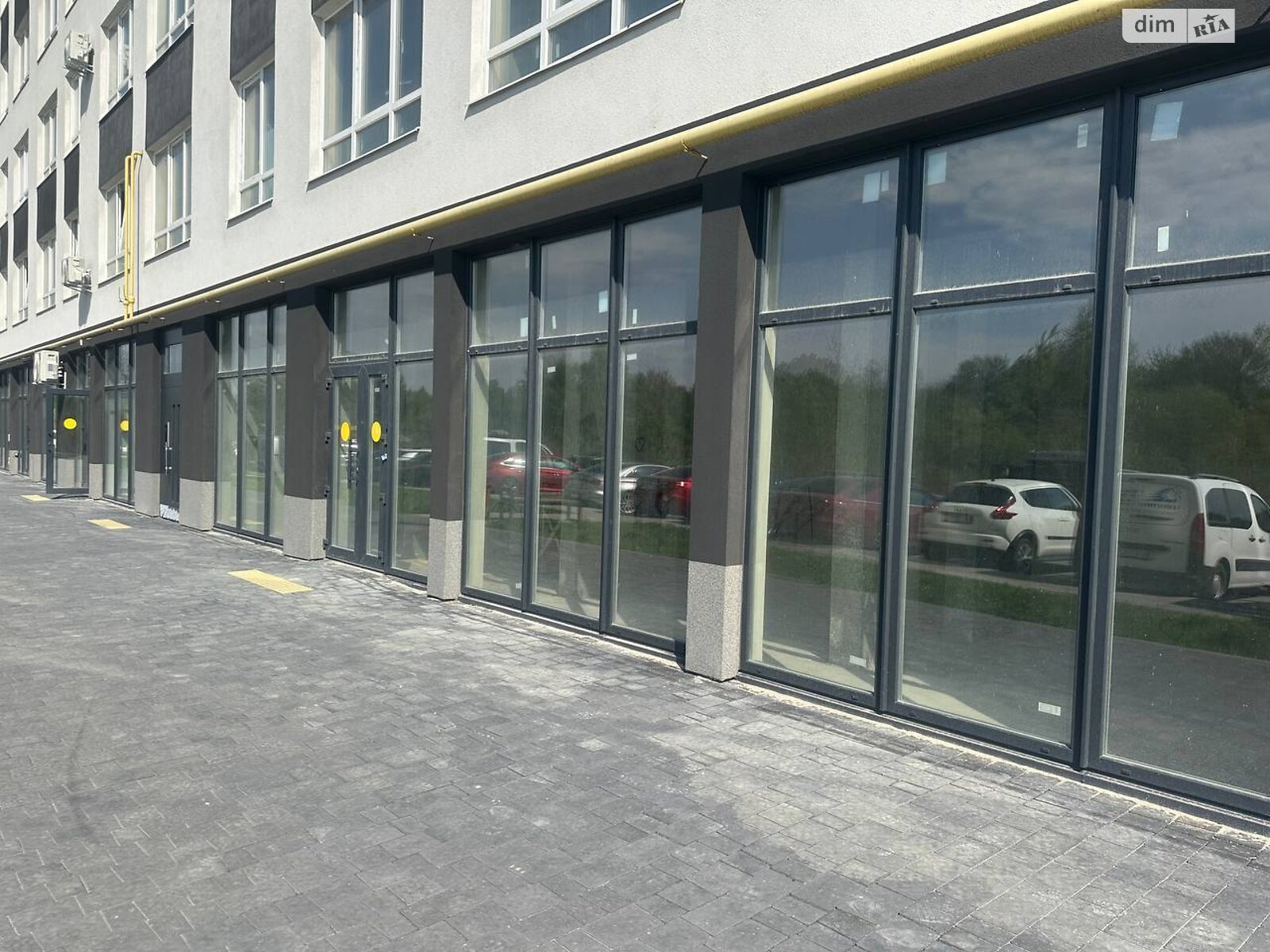 Комерційне приміщення в Львові, здам в оренду по Трускавецька вулиця, район Франківський, ціна: 43 890 грн за об’єкт фото 1 Комерційне приміщення в Львові, здам в оренду по Трускавецька вулиця, район Франківський, ціна: 43 890 грн за об’єкт фото 1