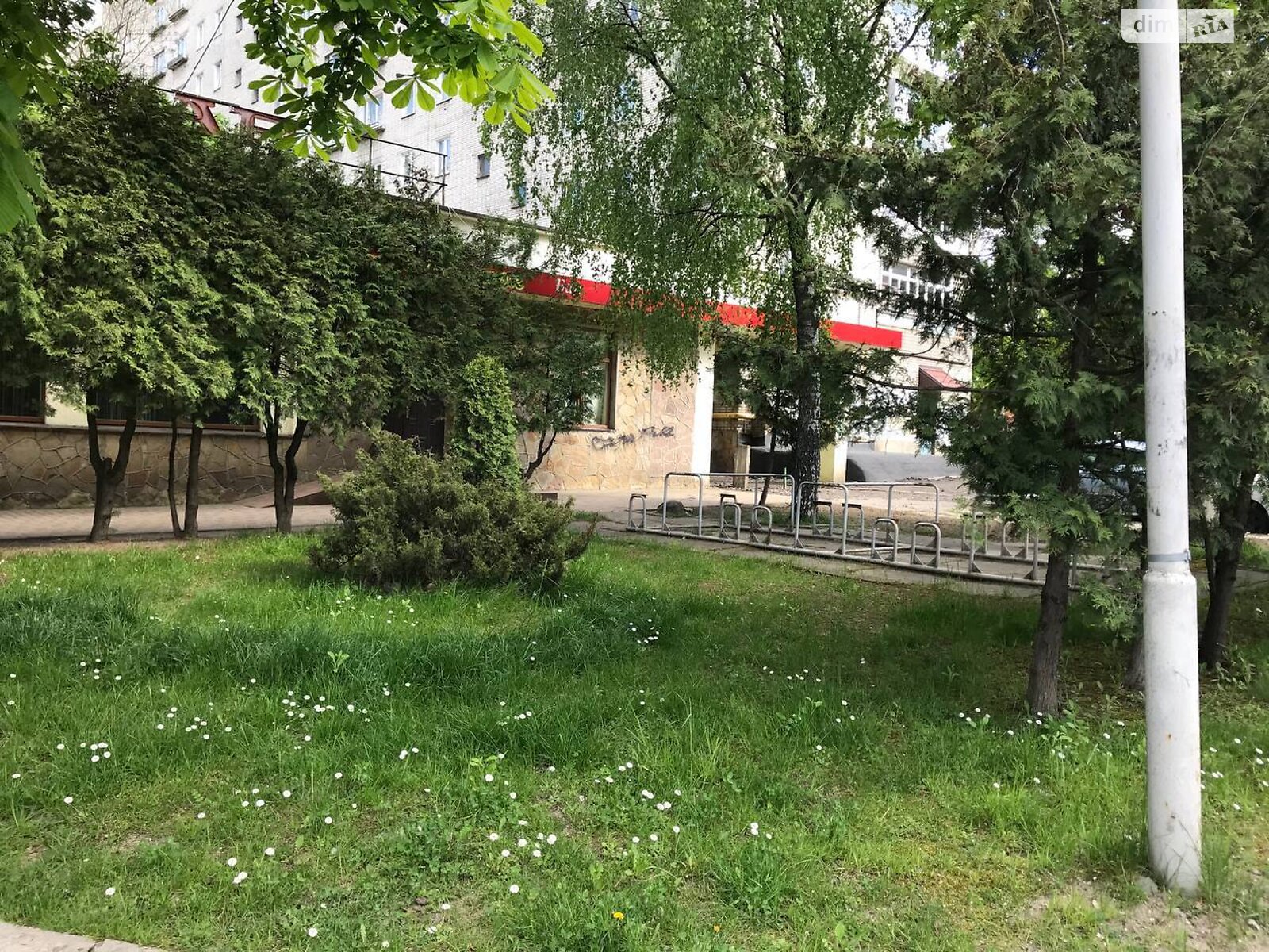Комерційне приміщення в Львові, здам в оренду по Володимира Великого вулиця, район Франківський, ціна: 133 502 грн за об’єкт фото 1 Комерційне приміщення в Львові, здам в оренду по Володимира Великого вулиця, район Франківський, ціна: 133 502 грн за об’єкт фото 1
