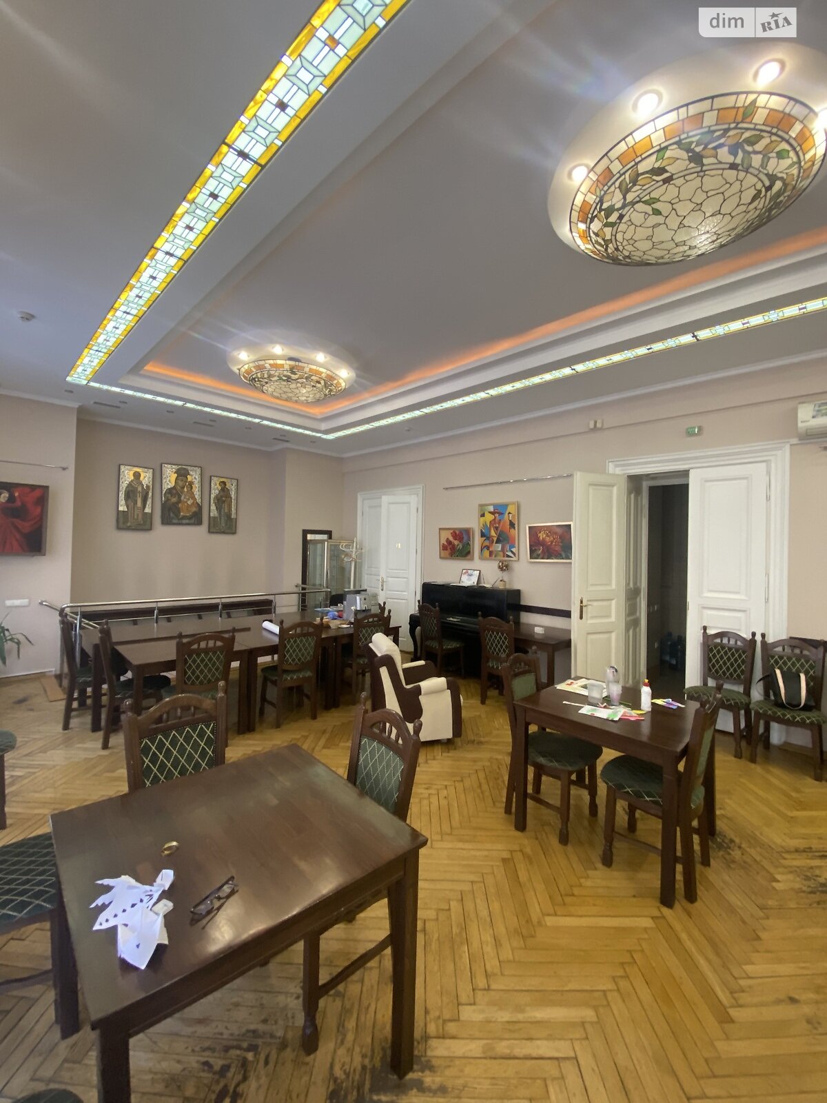 Коммерческое помещение в Львове, сдам в аренду по Князя Романа улица, район Галицкий, цена: 96 761 грн за объект фото 1 Коммерческое помещение в Львове, сдам в аренду по Князя Романа улица, район Галицкий, цена: 96 761 грн за объект фото 1