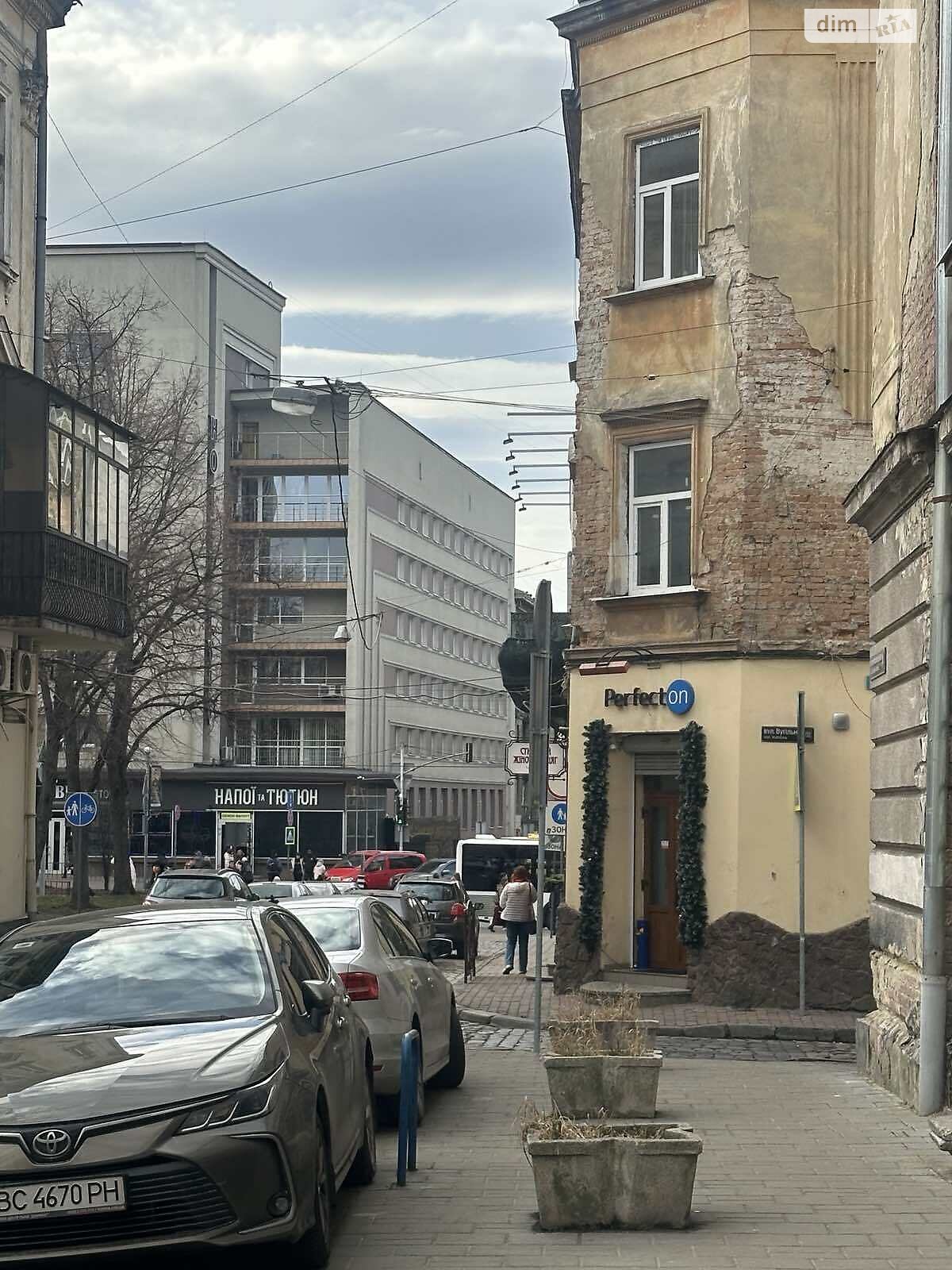 Комерційне приміщення в Львові, здам в оренду по Лазнева вулиця, район Галицький, ціна: 30 000 грн за об’єкт фото 1 Комерційне приміщення в Львові, здам в оренду по Лазнева вулиця, район Галицький, ціна: 30 000 грн за об’єкт фото 1
