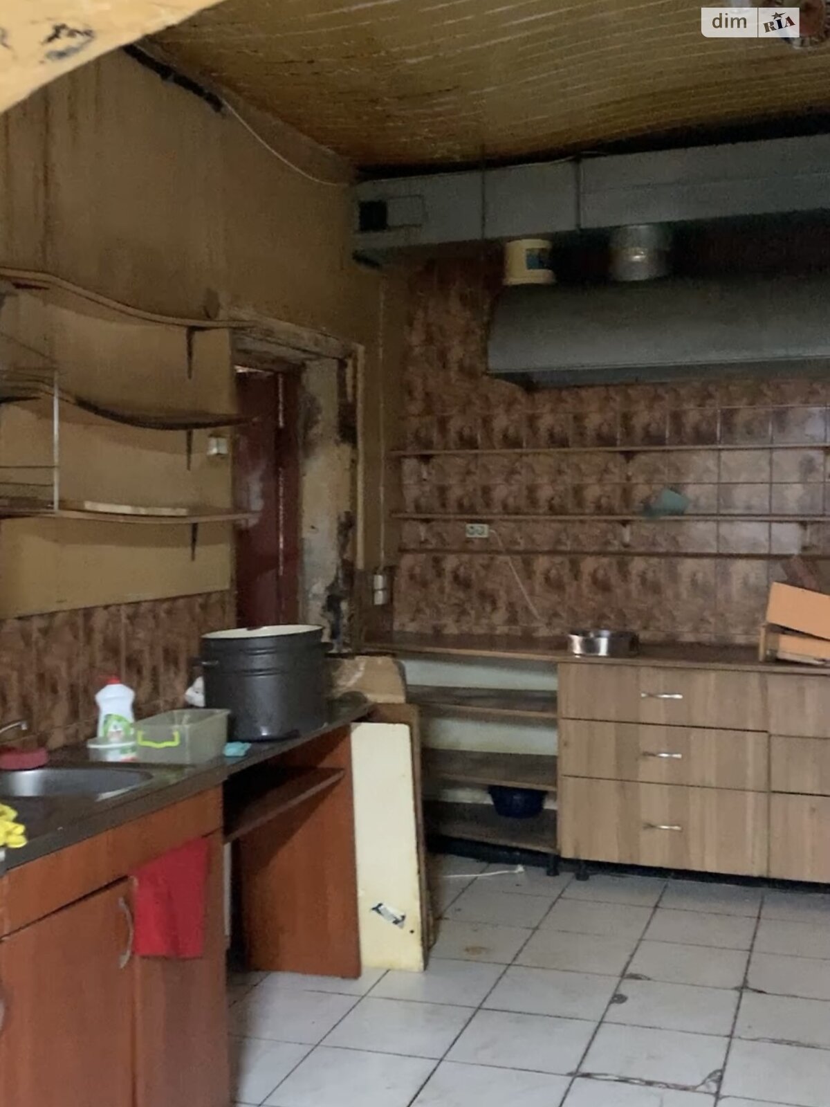 Коммерческое помещение в Львове, Крыва Лыпа проезд, цена аренды: 50 100 грн за объект фото 1 Коммерческое помещение в Львове, Крыва Лыпа проезд, цена аренды: 50 100 грн за объект фото 1