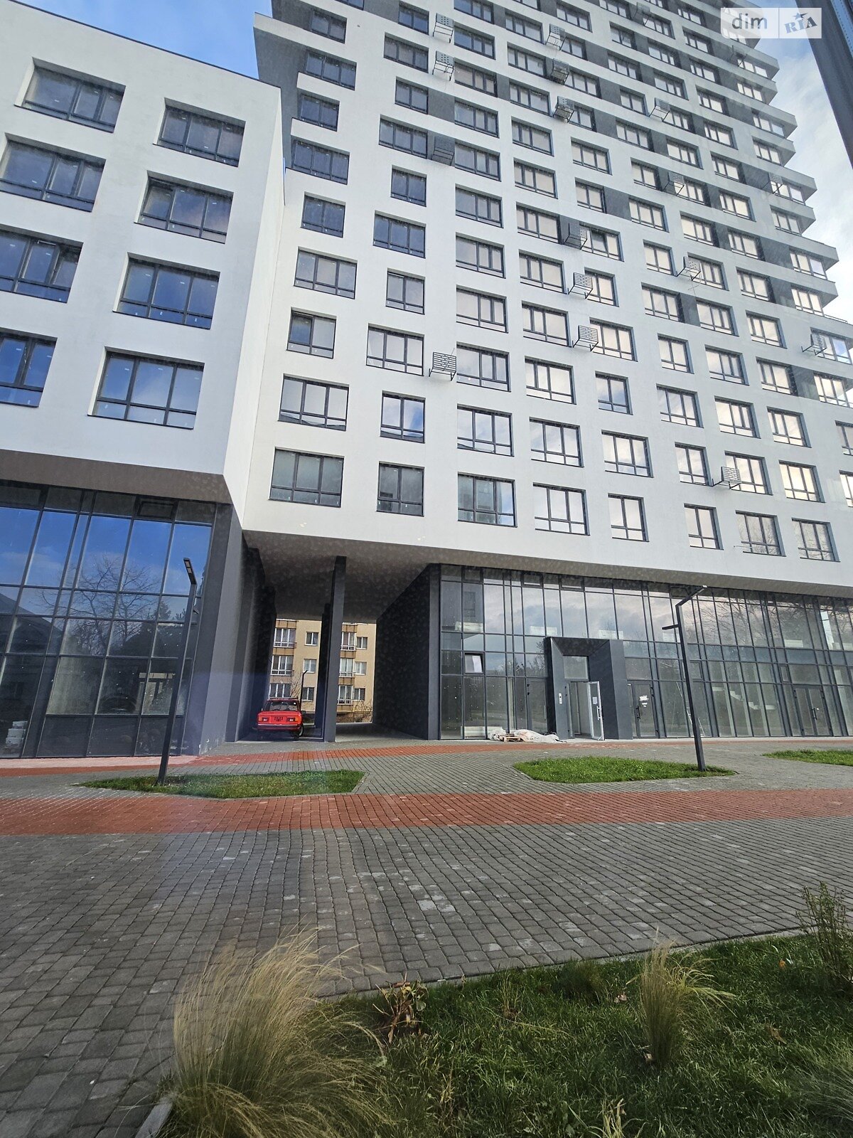 Коммерческое помещение в Львове, Линкольна Авраама улица, цена аренды: 8 460 грн за объект фото 1