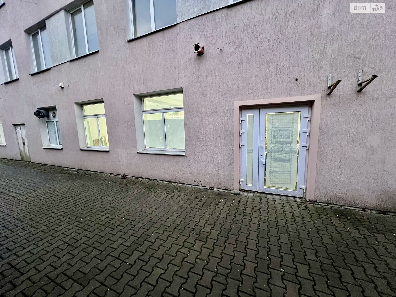 Коммерческое помещение в Львове, сдам в аренду по Пасечная улица 93Б, район Лычаковский, цена: 21 250 грн за объект фото 1