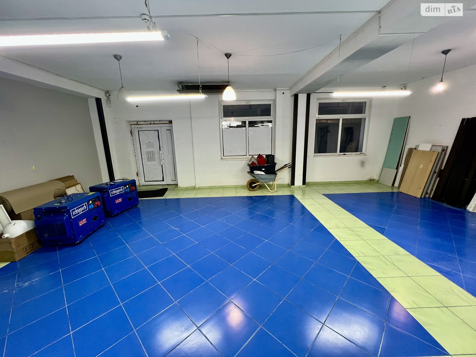 Коммерческое помещение в Львове, сдам в аренду по Пасечная улица 93Б, район Лычаковский, цена: 21 250 грн за объект фото 1