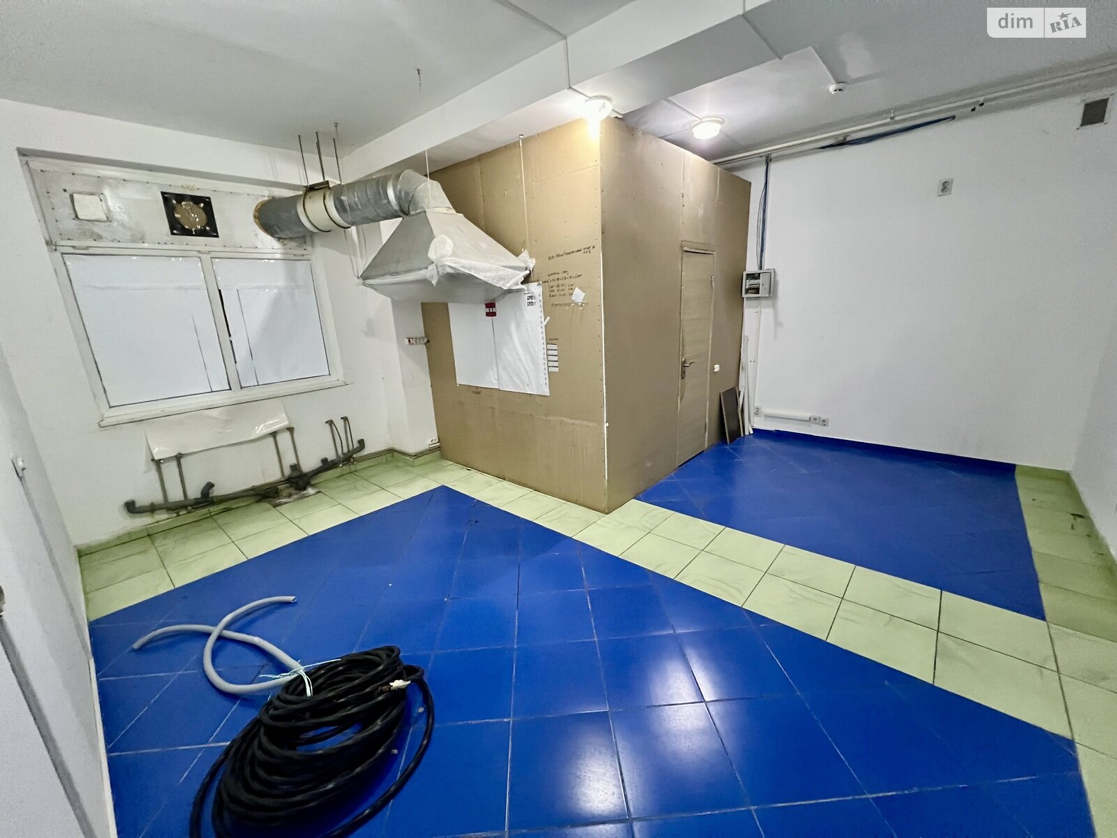 Коммерческое помещение в Львове, сдам в аренду по Пасечная улица 93Б, район Лычаковский, цена: 21 250 грн за объект фото 1