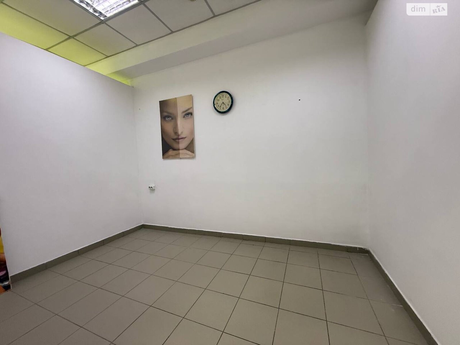 Комерційне приміщення в Львові, здам в оренду по Княгині Ольги вулиця 114, район Наукова, ціна: 8 000 грн за об’єкт фото 1 Комерційне приміщення в Львові, здам в оренду по Княгині Ольги вулиця 114, район Наукова, ціна: 8 000 грн за об’єкт фото 1