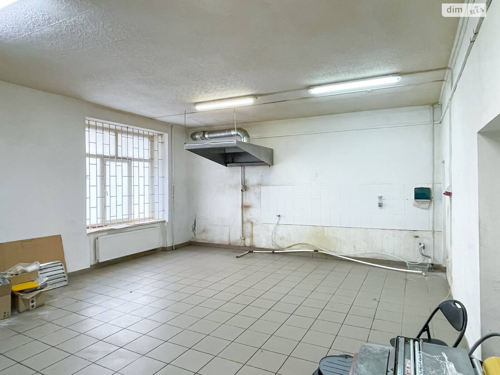 Комерційне приміщення в Львові, здам в оренду по Володимира Великого вулиця 1, район Наукова, ціна: 15 000 грн за об’єкт фото 1 Комерційне приміщення в Львові, здам в оренду по Володимира Великого вулиця 1, район Наукова, ціна: 15 000 грн за об’єкт фото 1