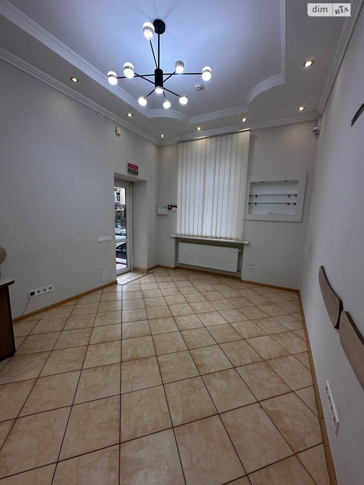 Коммерческое помещение в Львове, сдам в аренду по Героев УПА улица 37, район Новый Свет, цена: 18 932 грн за объект фото 1 Коммерческое помещение в Львове, сдам в аренду по Героев УПА улица 37, район Новый Свет, цена: 18 932 грн за объект фото 1