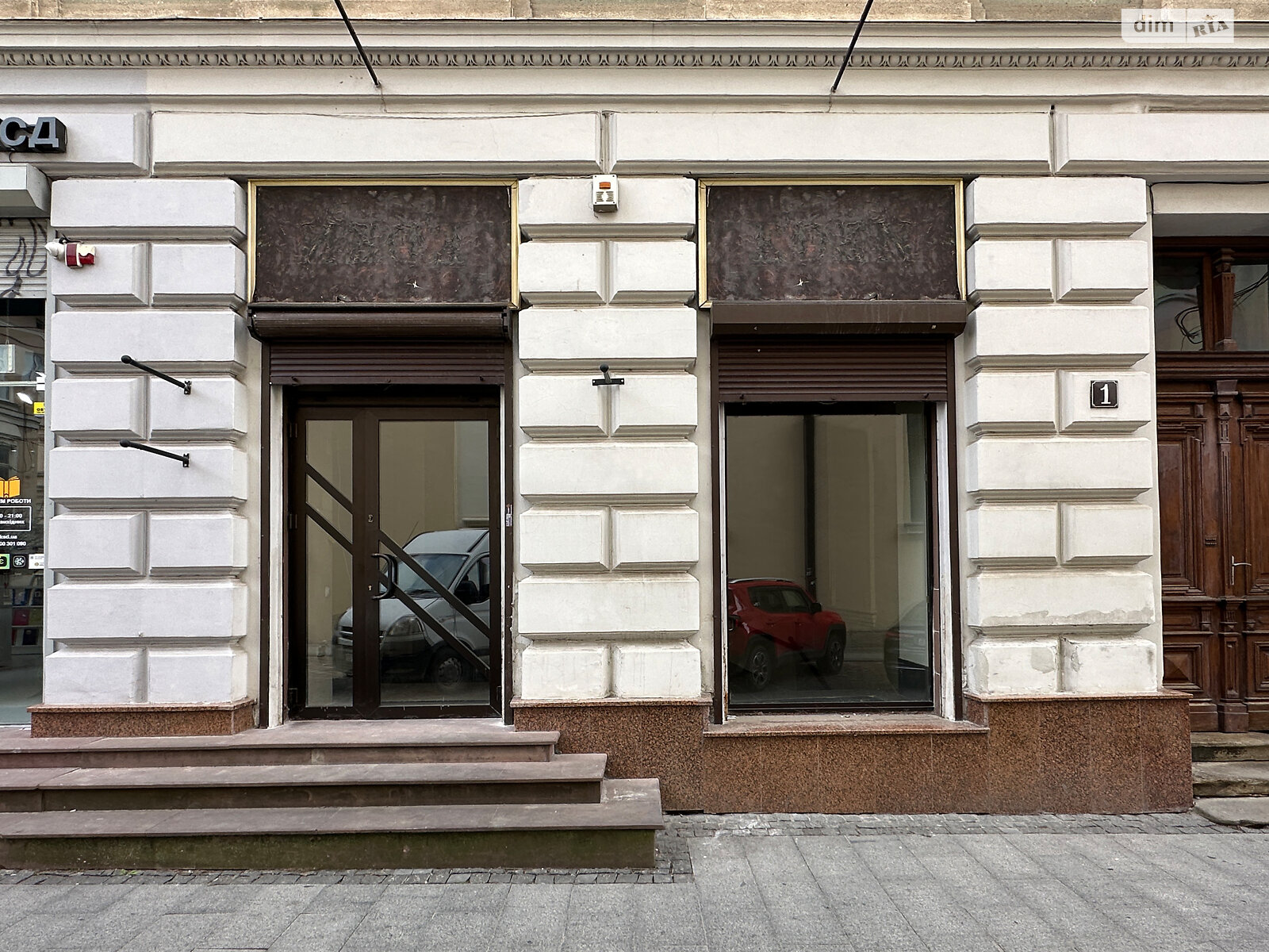 Комерційне приміщення в Львові, здам в оренду по Корнякта вулиця, район Площа Ринок, ціна: 50 460 грн за об’єкт фото 1 Комерційне приміщення в Львові, здам в оренду по Корнякта вулиця, район Площа Ринок, ціна: 50 460 грн за об’єкт фото 1