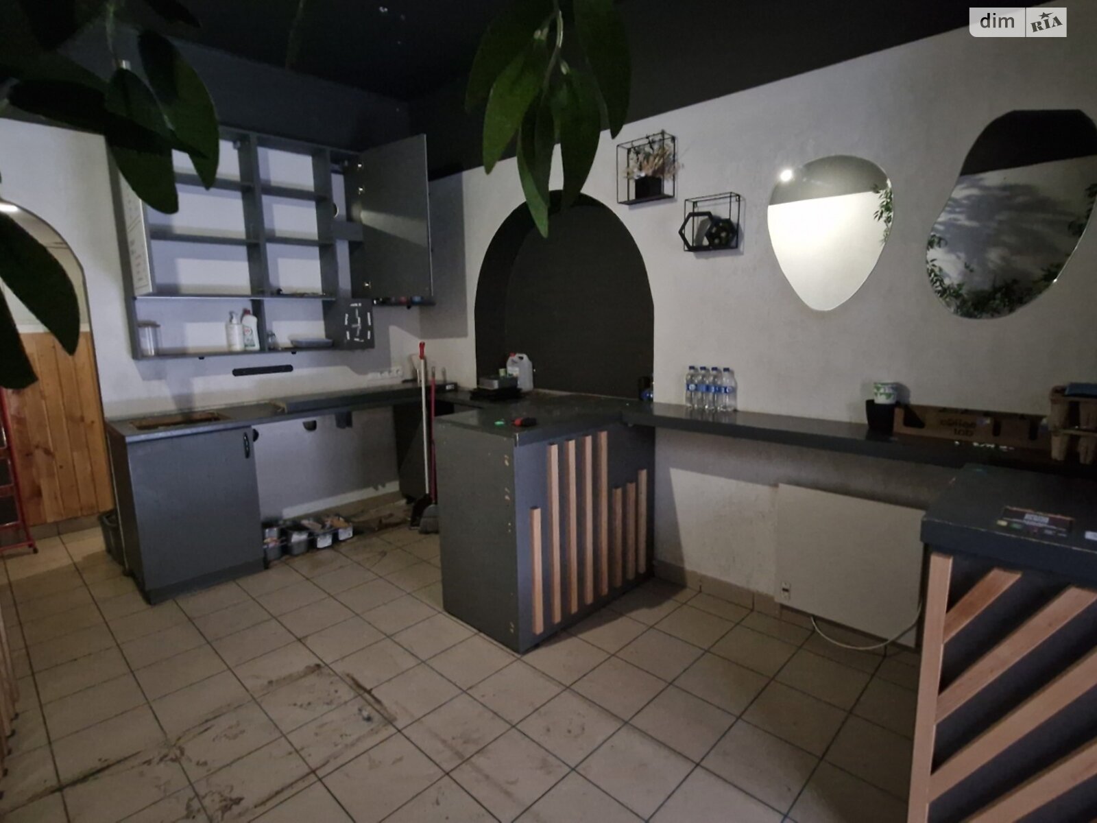 Коммерческое помещение в Львове, сдам в аренду по Леси Украинки улица, район Площадь Рынок, цена: 16 500 грн за объект фото 1