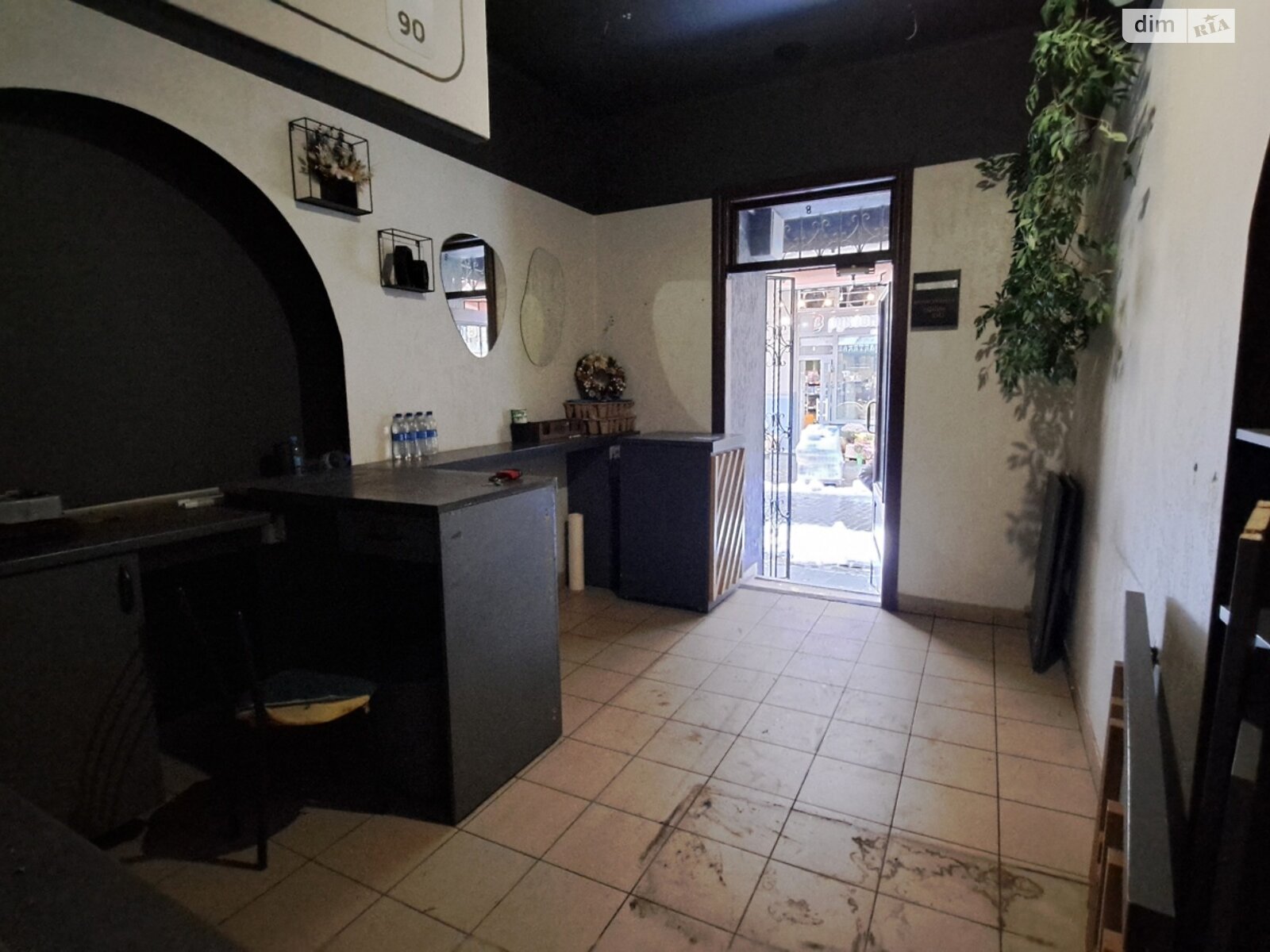 Коммерческое помещение в Львове, сдам в аренду по Леси Украинки улица, район Площадь Рынок, цена: 16 500 грн за объект фото 1