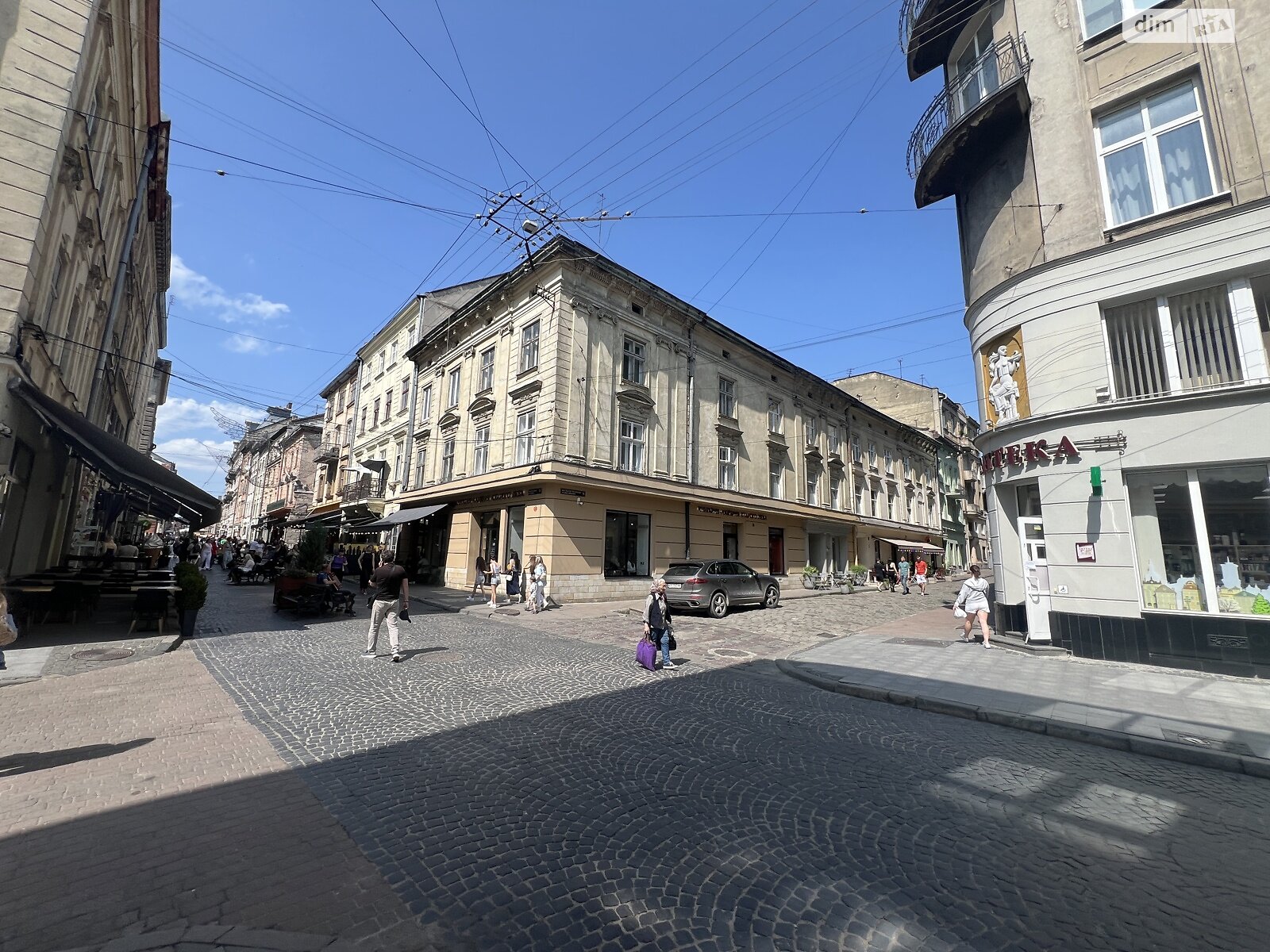 Коммерческое помещение в Львове, сдам в аренду по Рогатинцев Братьев улица 11, район Площадь Рынок, цена: 66 544 грн за объект фото 1