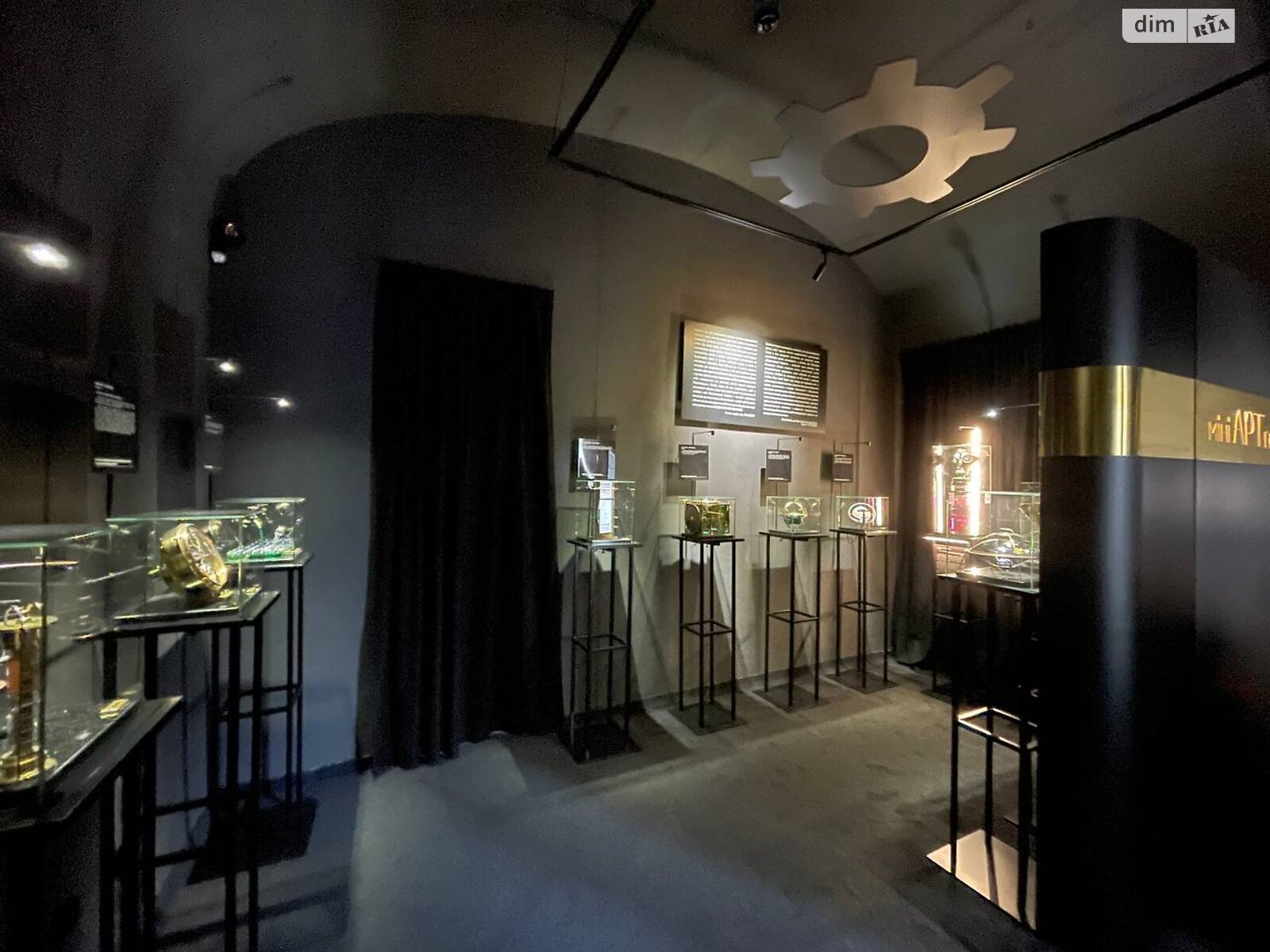 Комерційне приміщення в Львові, здам в оренду по Театральна вулиця 12, район Площа Ринок, ціна: 110 474 грн за об’єкт фото 1