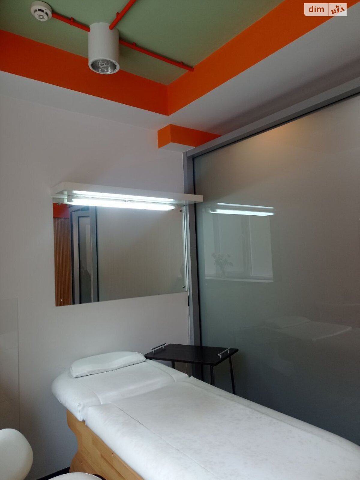 Коммерческое помещение в Львове, сдам в аренду по Михновских Братьев улица, район Привокзальная, цена: 8 000 грн за объект фото 1 Коммерческое помещение в Львове, сдам в аренду по Михновских Братьев улица, район Привокзальная, цена: 8 000 грн за объект фото 1