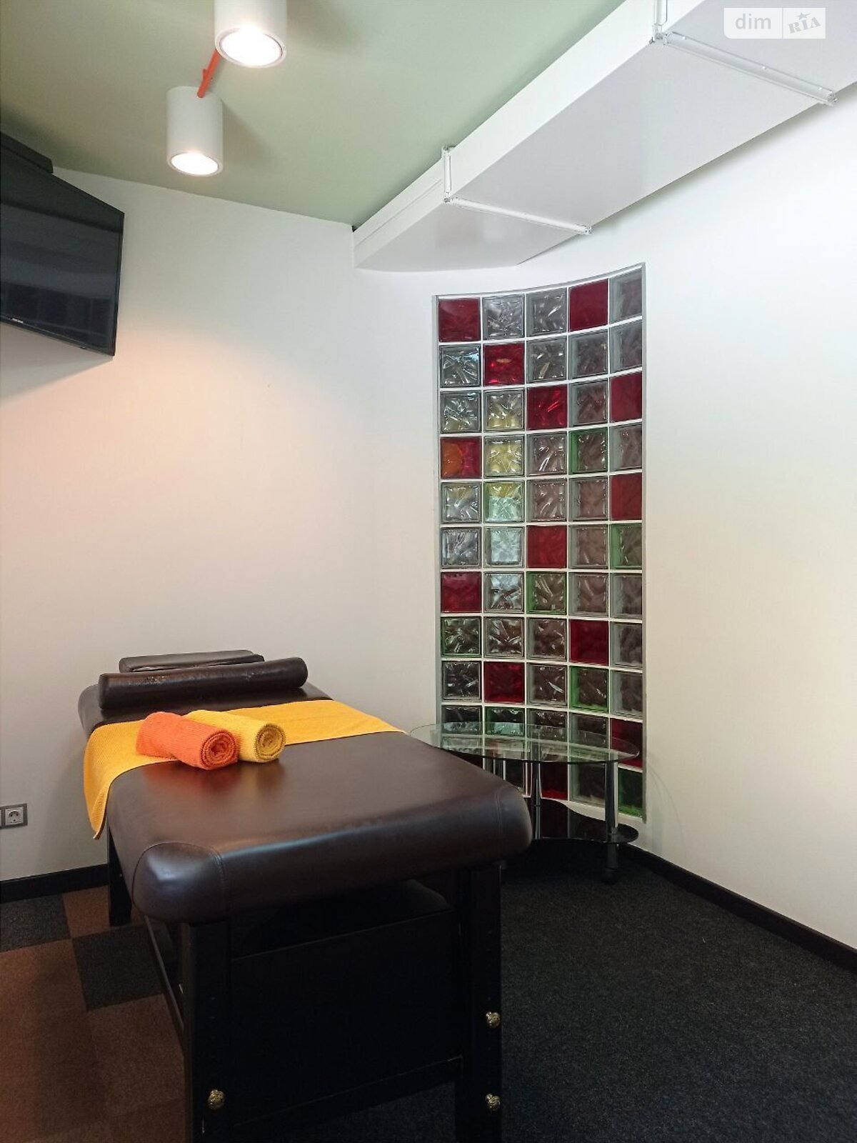 Коммерческое помещение в Львове, сдам в аренду по Михновских Братьев улица, район Привокзальная, цена: 8 000 грн за объект фото 1 Коммерческое помещение в Львове, сдам в аренду по Михновских Братьев улица, район Привокзальная, цена: 8 000 грн за объект фото 1