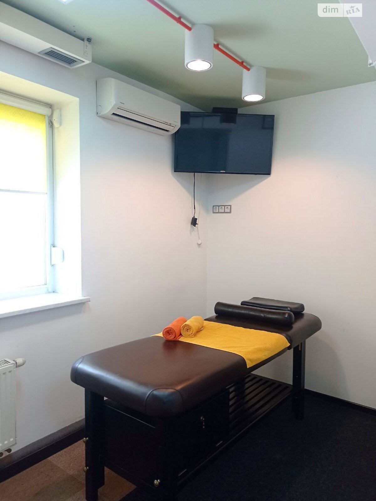 Коммерческое помещение в Львове, сдам в аренду по Михновских Братьев улица, район Привокзальная, цена: 8 000 грн за объект фото 1 Коммерческое помещение в Львове, сдам в аренду по Михновских Братьев улица, район Привокзальная, цена: 8 000 грн за объект фото 1