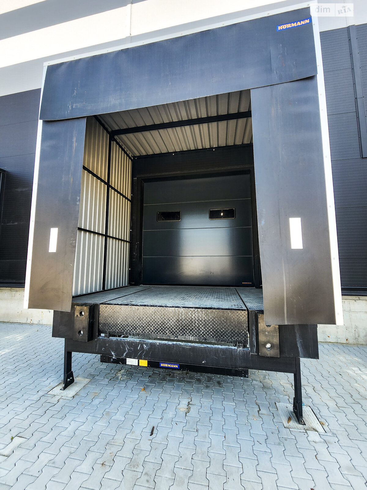 Коммерческое помещение в Львове, сдам в аренду по Шевченко Тараса улица 327, район Рясное, цена: 656 292 грн за объект фото 1 Коммерческое помещение в Львове, сдам в аренду по Шевченко Тараса улица 327, район Рясное, цена: 656 292 грн за объект фото 1