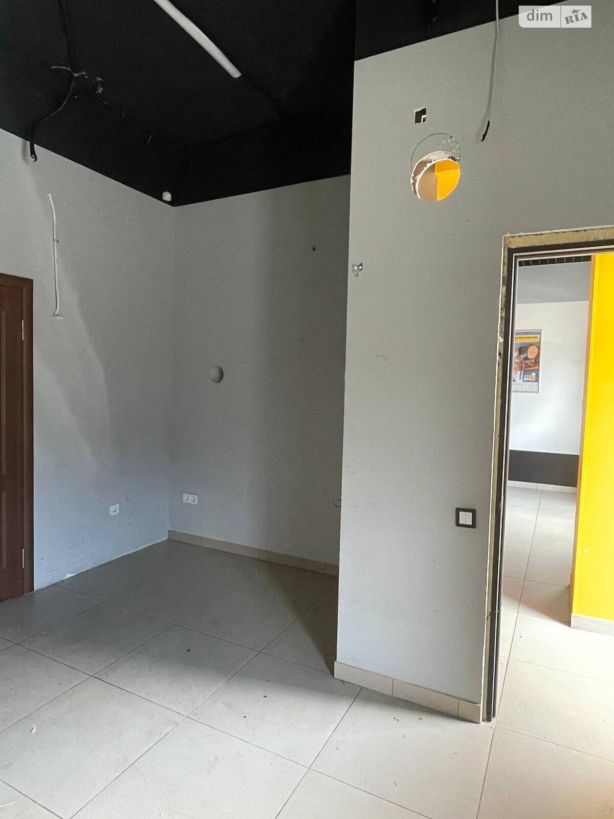 Комерційне приміщення в Львові, здам в оренду по Хмельницького Богдана вулиця 161, район Шевченківський, ціна: 50 000 грн за об’єкт фото 1