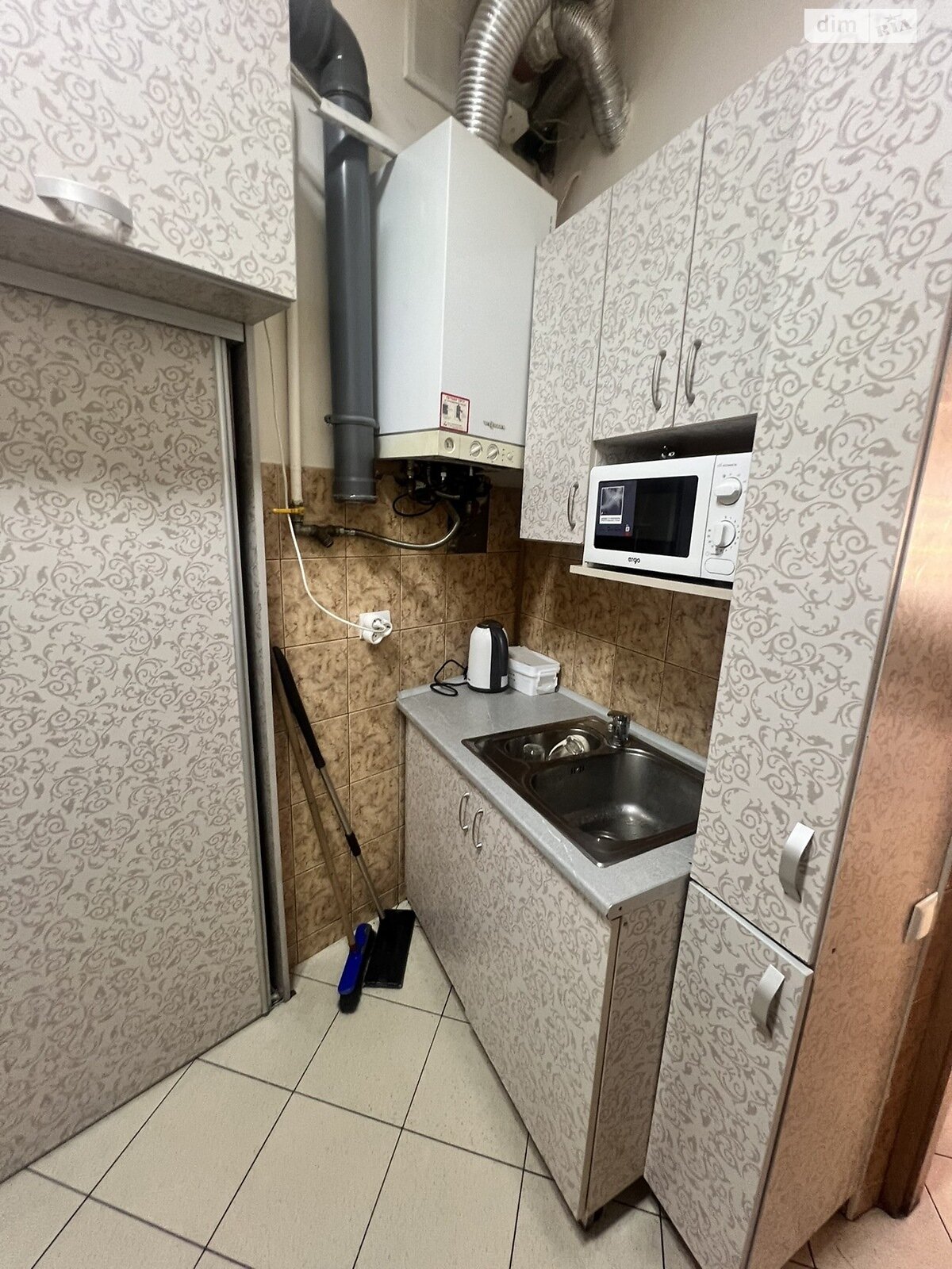 Комерційне приміщення в Львові, здам в оренду по Франка Івана вулиця 100, район Софіївка (Галицький), ціна: 20 000 грн за об’єкт фото 1 Комерційне приміщення в Львові, здам в оренду по Франка Івана вулиця 100, район Софіївка (Галицький), ціна: 20 000 грн за об’єкт фото 1