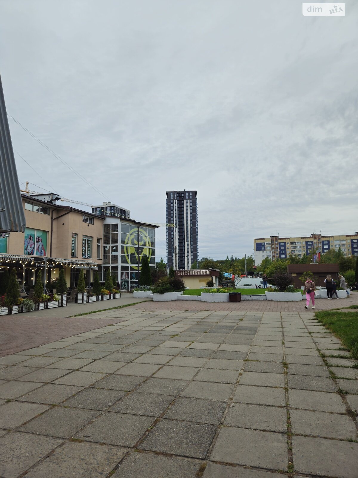 Комерційне приміщення в Львові, здам в оренду по Довженка Олександра вулиця 4, район Сихів, ціна: 80 000 грн за об’єкт фото 1