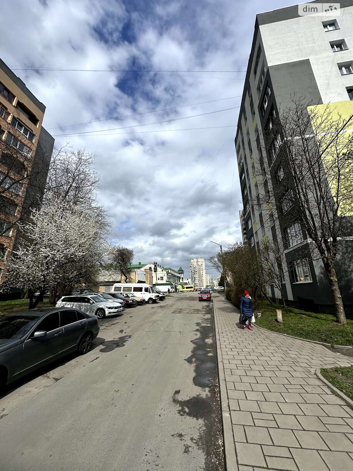 Коммерческое помещение в Львове, сдам в аренду по Хоткевича Гната улица, район Сыхов, цена: 16 000 грн за объект фото 1 Коммерческое помещение в Львове, сдам в аренду по Хоткевича Гната улица, район Сыхов, цена: 16 000 грн за объект фото 1