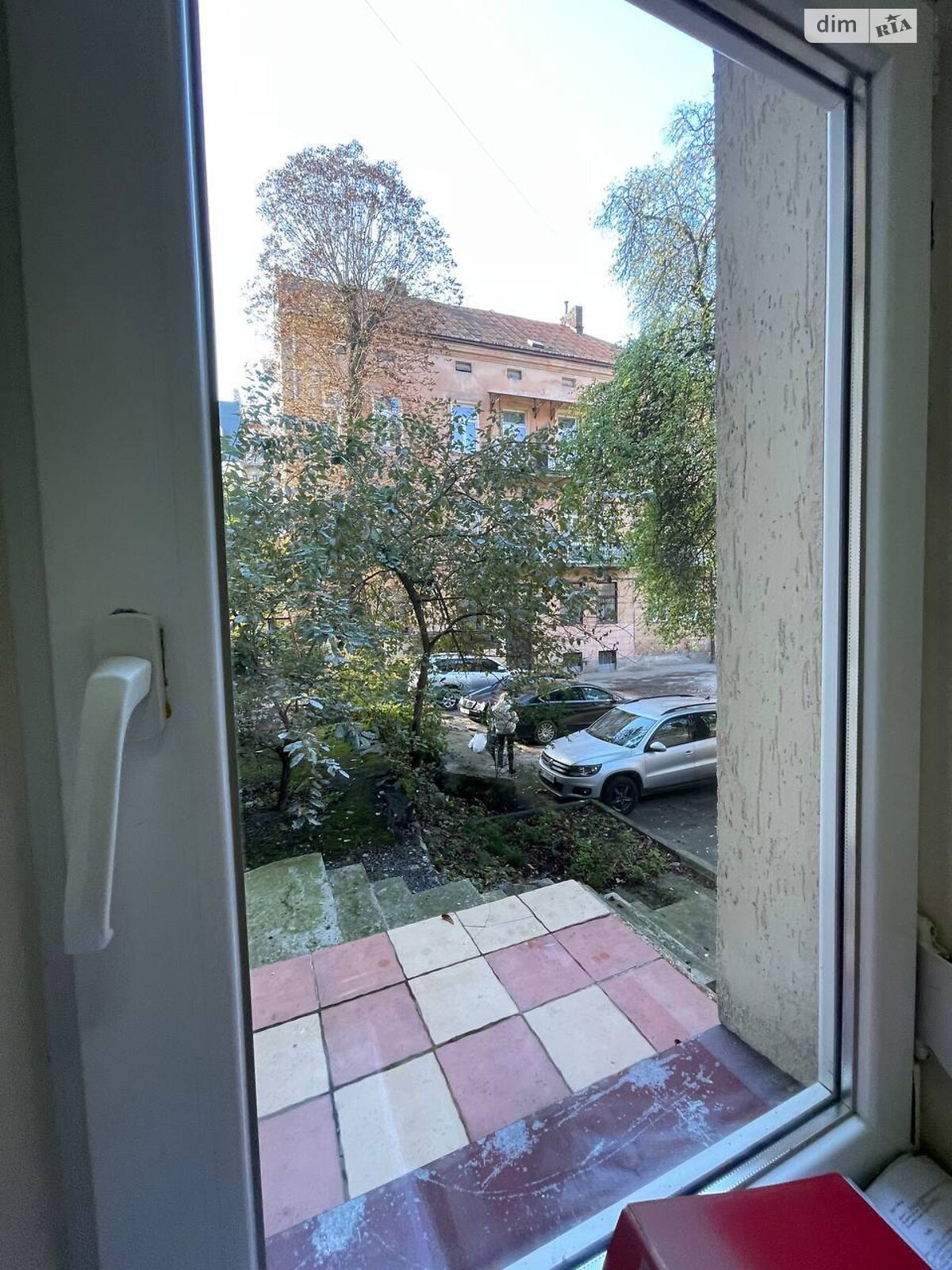 Комерційне приміщення в Львові, здам в оренду по Дорошенка Петра вулиця, район Центр, ціна: 10 518 грн за об’єкт фото 1