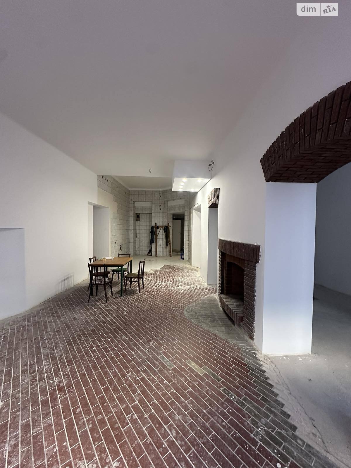 Комерційне приміщення в Львові, здам в оренду по Городоцька вулиця 31, район Центр, ціна: 67 984 грн за об’єкт фото 1 Комерційне приміщення в Львові, здам в оренду по Городоцька вулиця 31, район Центр, ціна: 67 984 грн за об’єкт фото 1