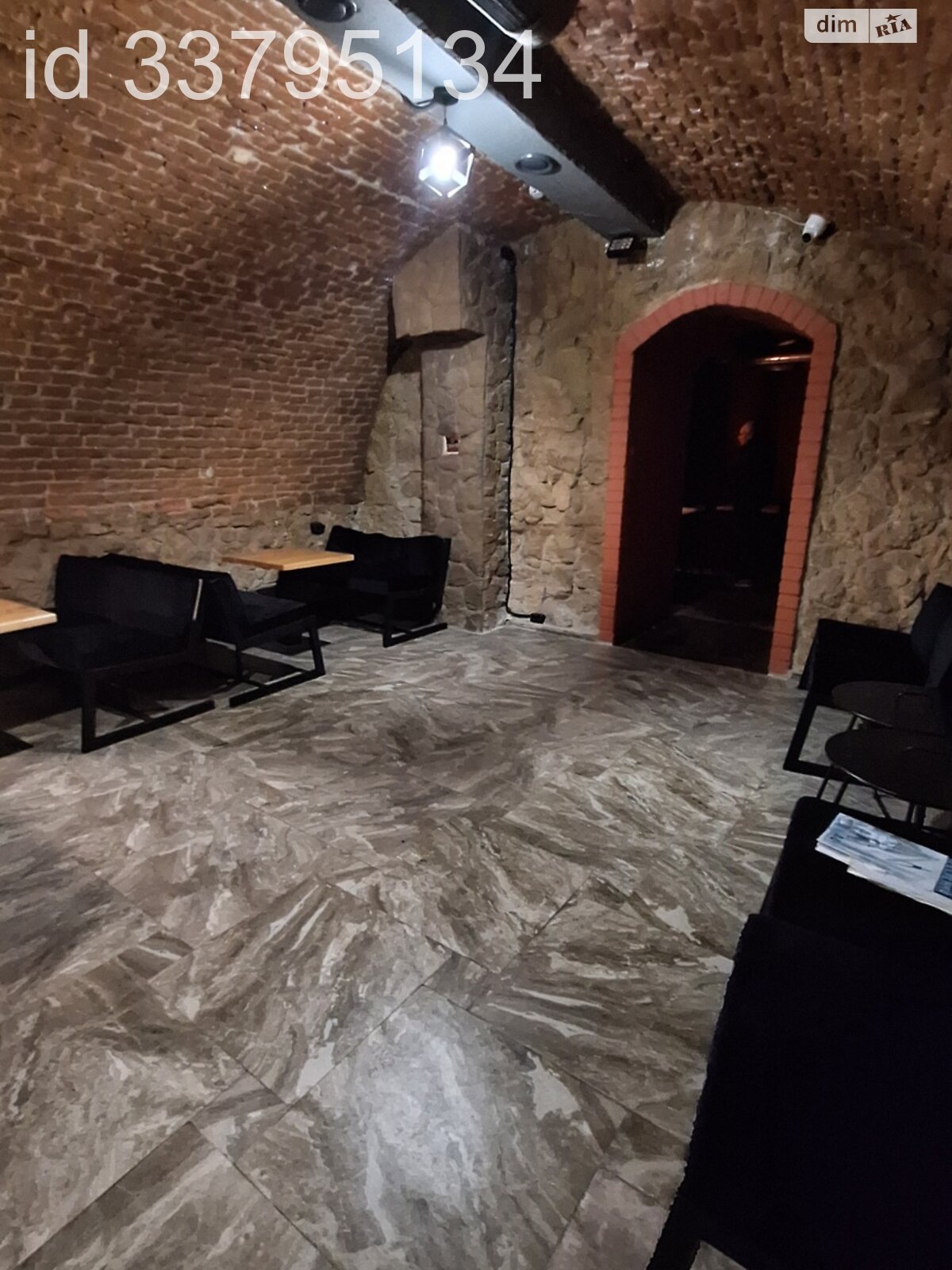 Коммерческое помещение в Львове, сдам в аренду по Лычаковская улица 3, район Центр, цена: 42 400 грн за объект фото 1 Коммерческое помещение в Львове, сдам в аренду по Лычаковская улица 3, район Центр, цена: 42 400 грн за объект фото 1